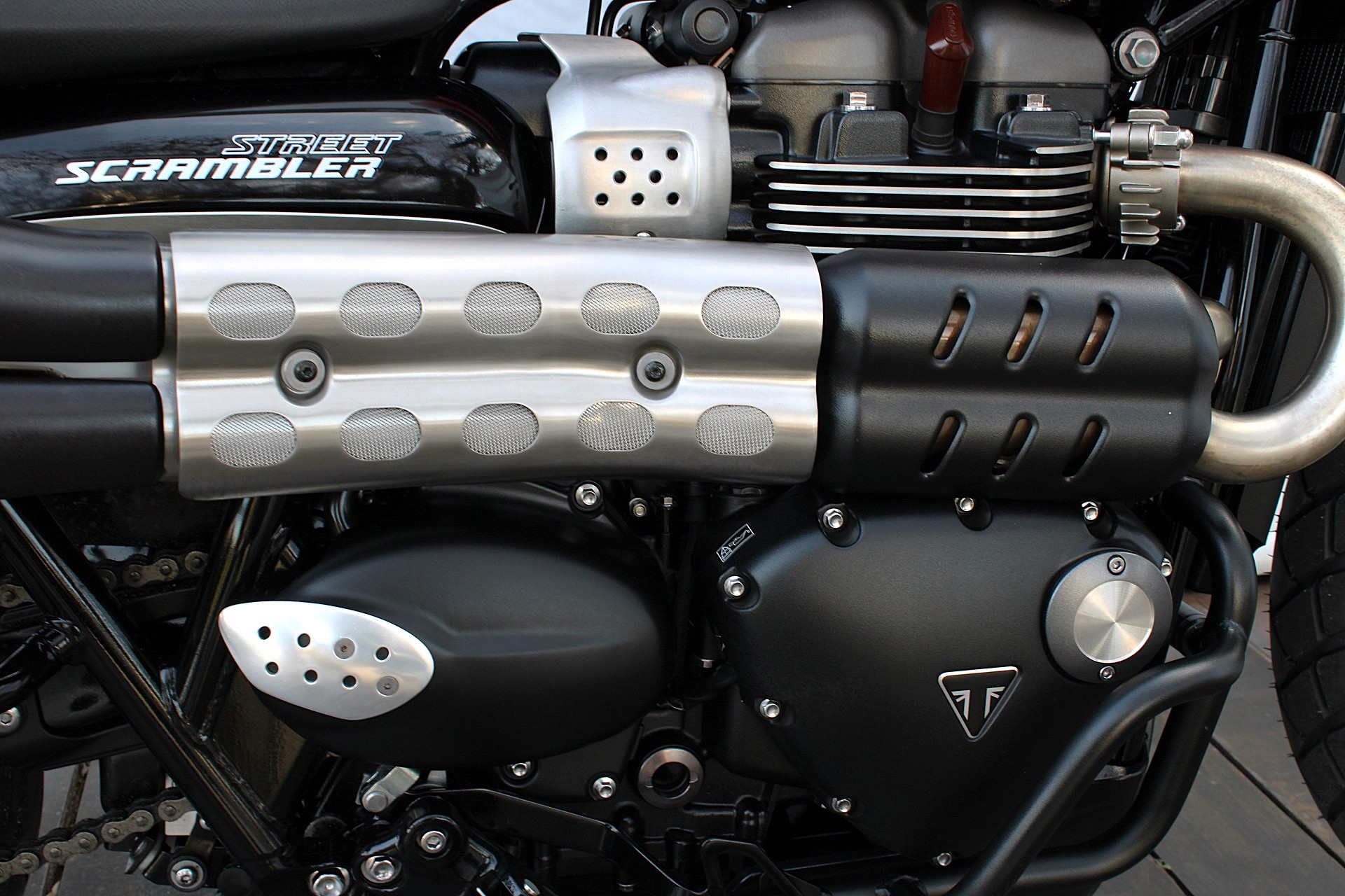 TRIUMPH STREET SCRAMBLER