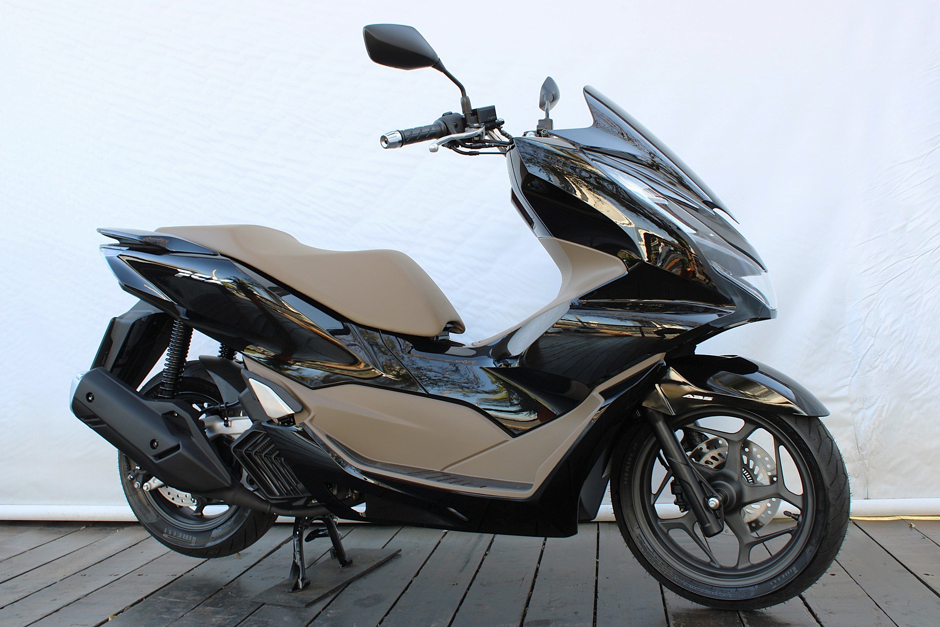 HONDA PCX DLX