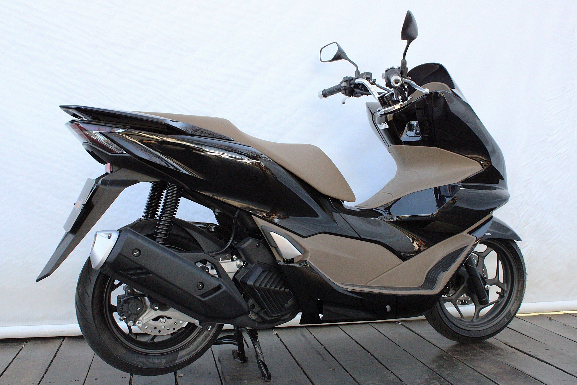 HONDA PCX DLX