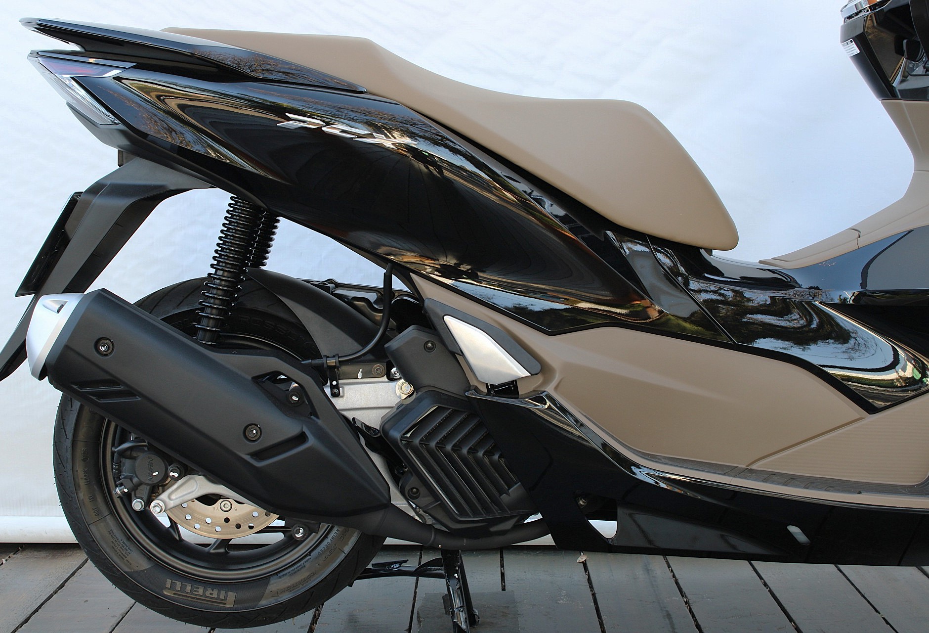 HONDA PCX DLX