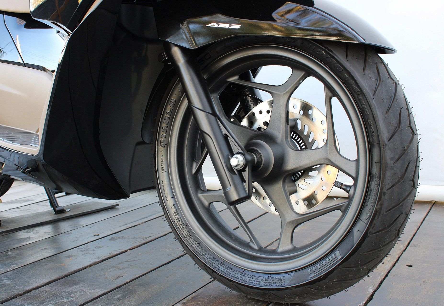HONDA PCX DLX