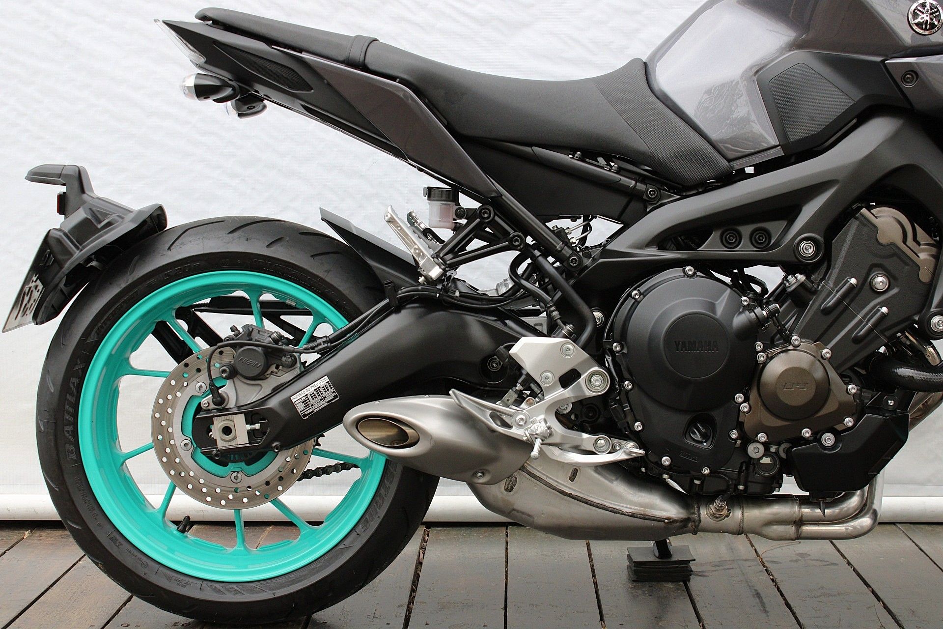 YAMAHA MT-09