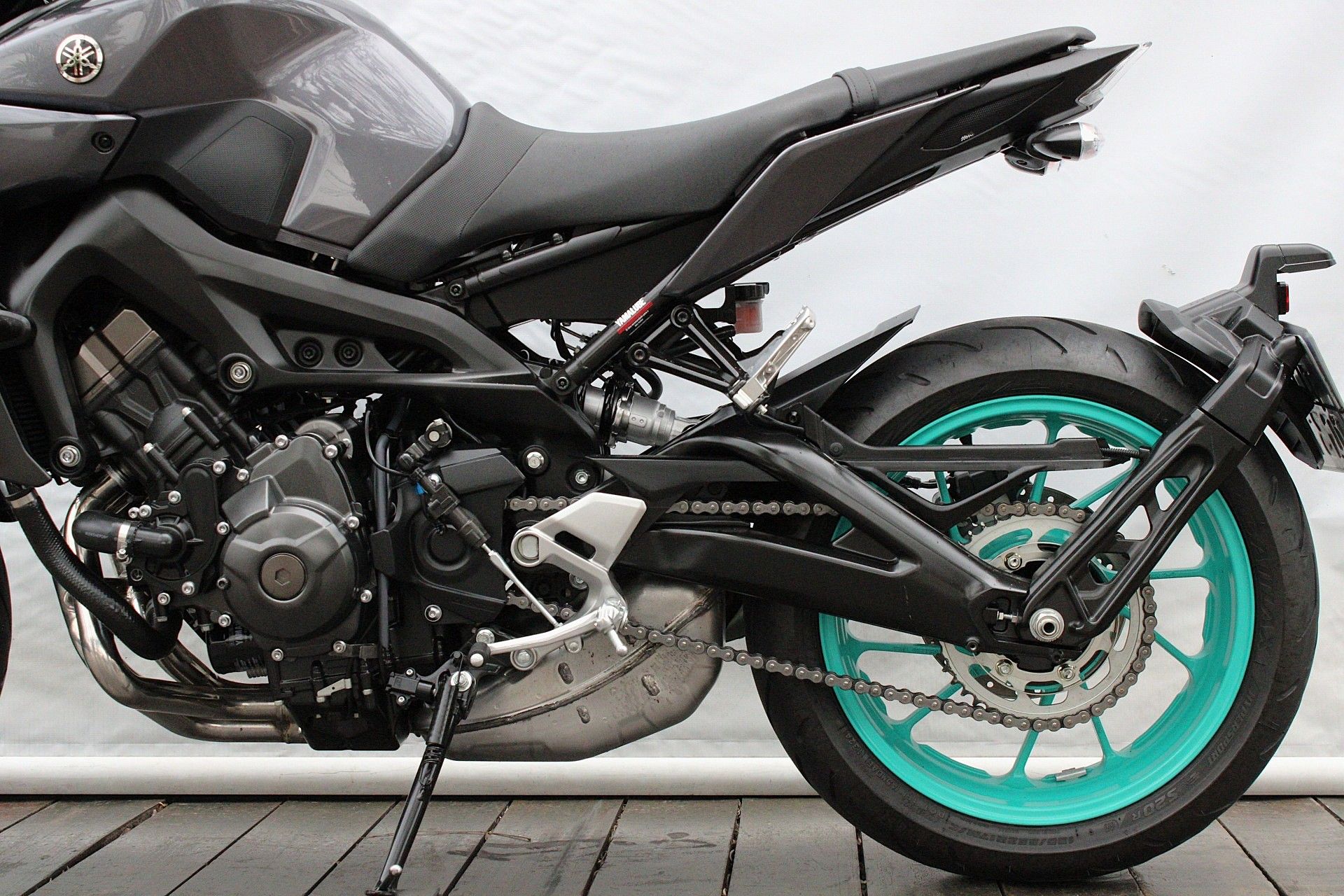 YAMAHA MT-09
