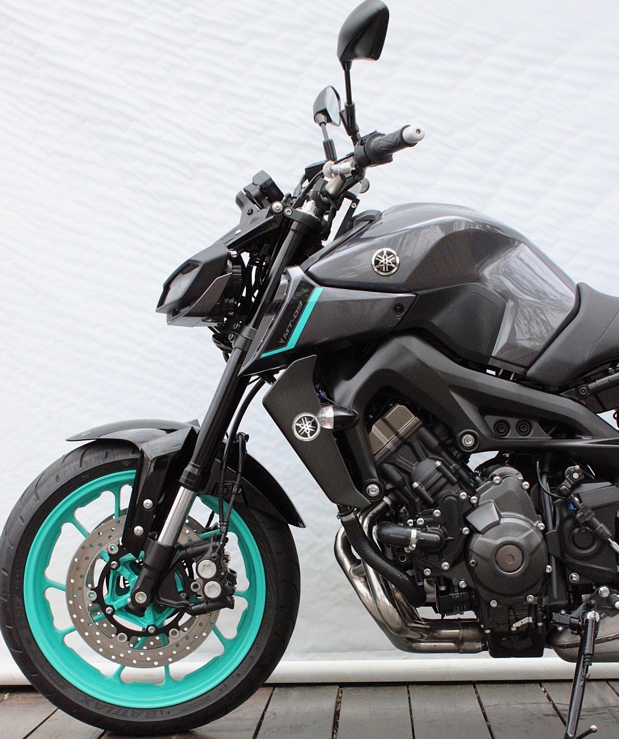 YAMAHA MT-09