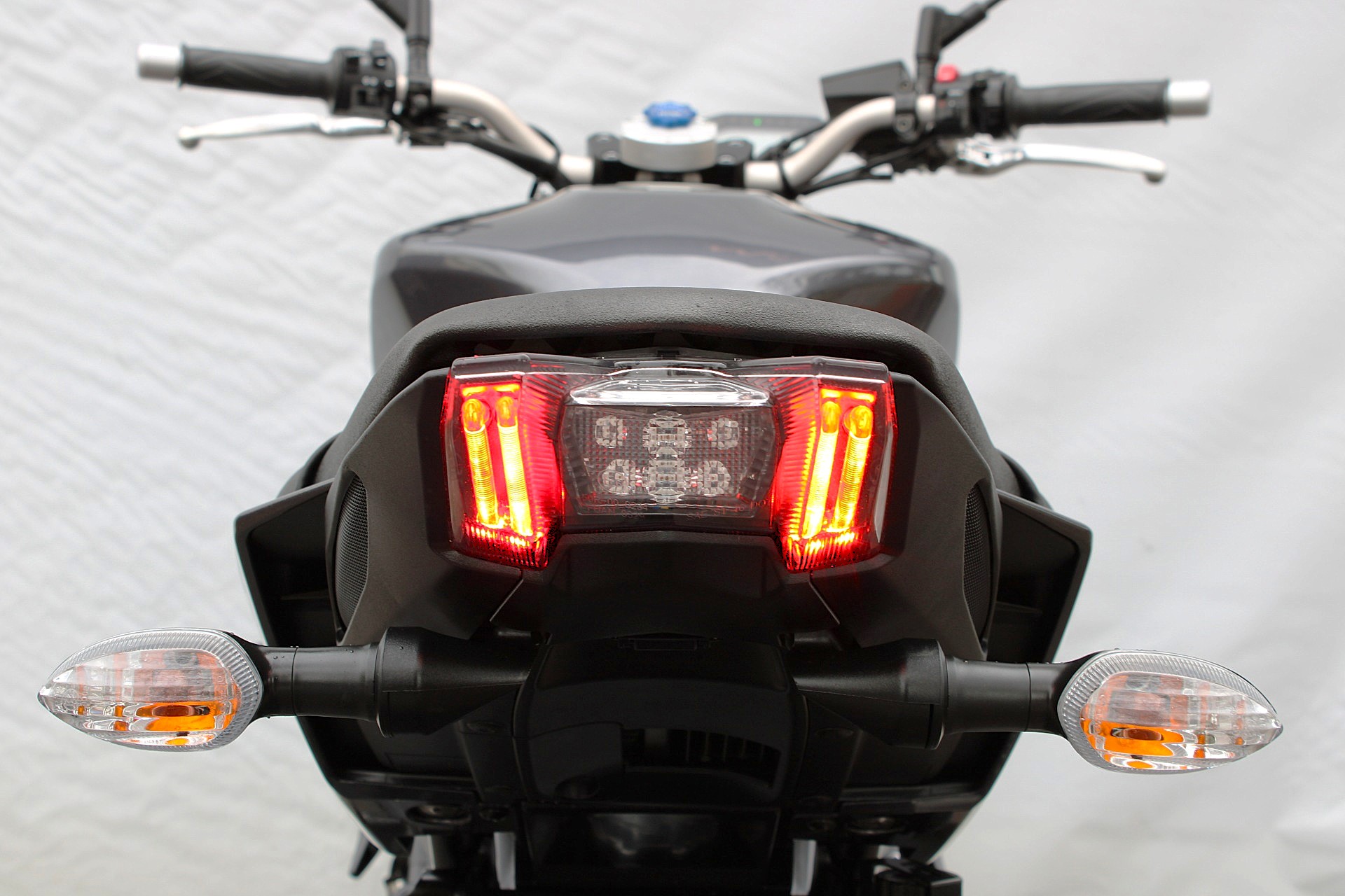 YAMAHA MT-09