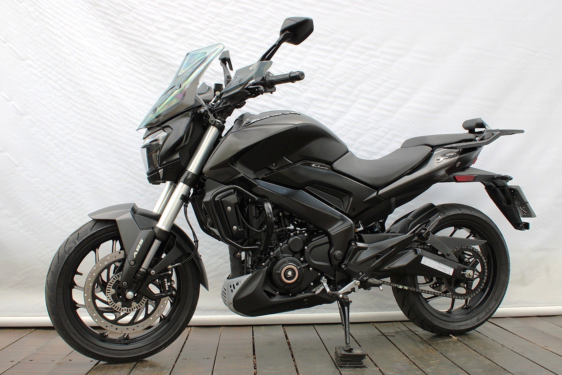 BAJAJ DOMINAR 400
