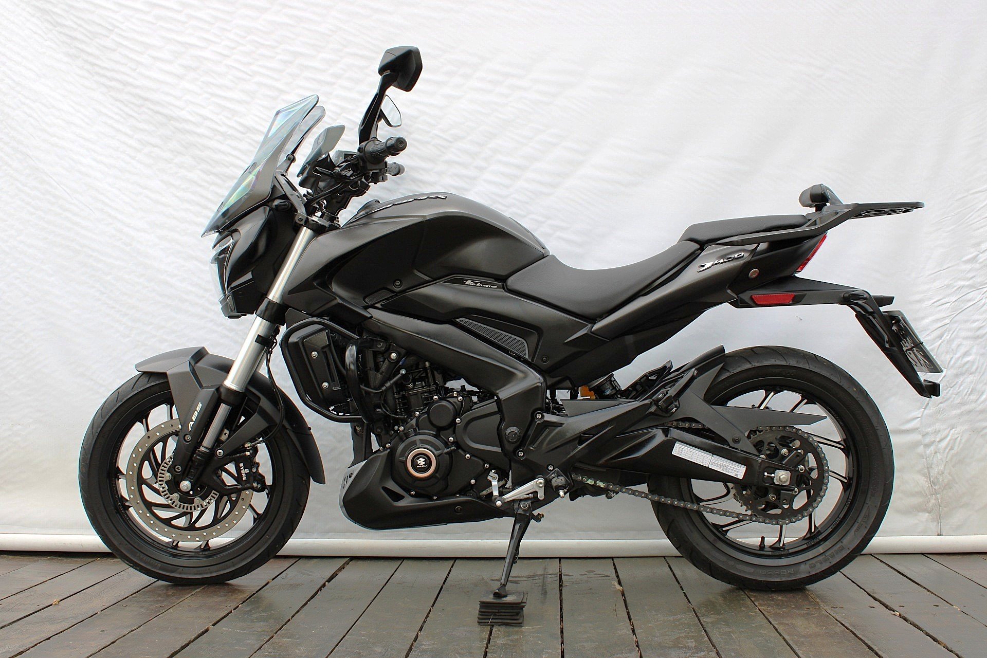 BAJAJ DOMINAR 400