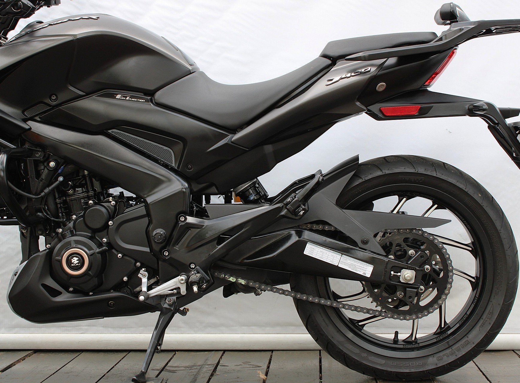 BAJAJ DOMINAR 400