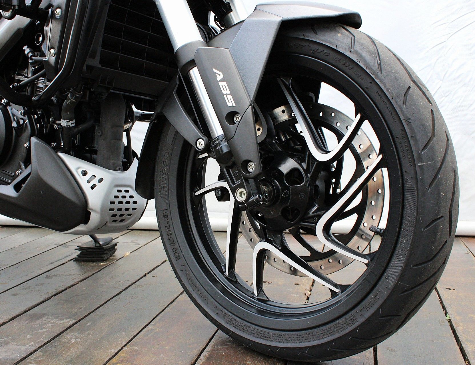 BAJAJ DOMINAR 400
