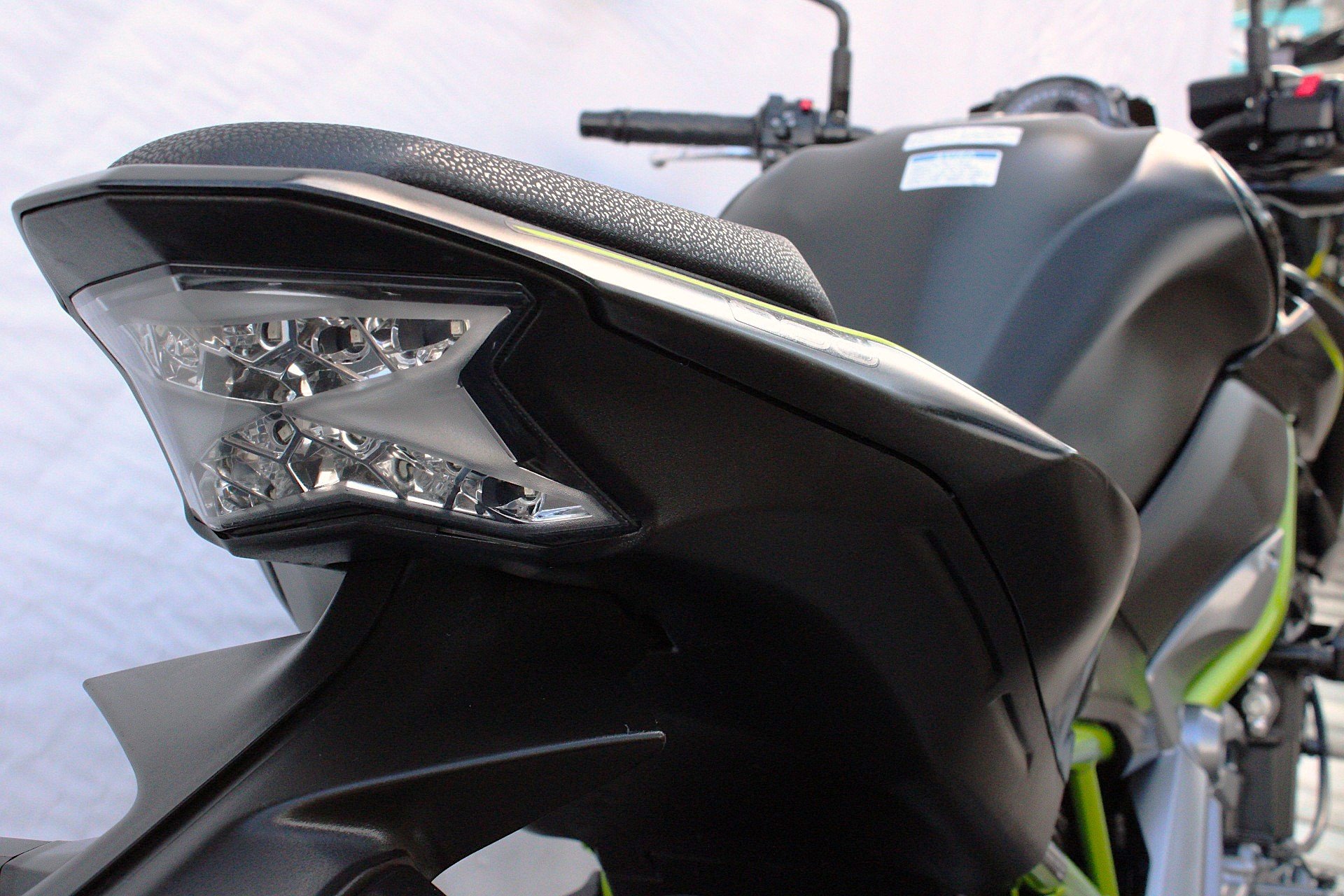 KAWASAKI Z900