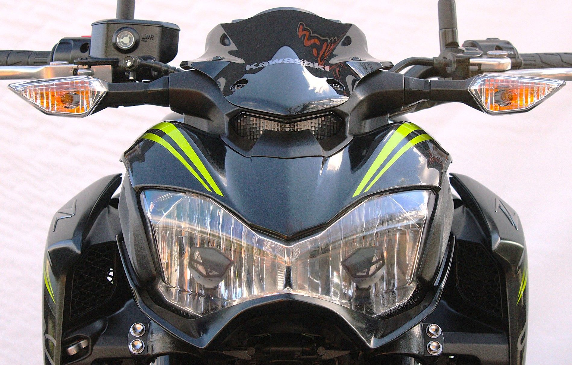 KAWASAKI Z900