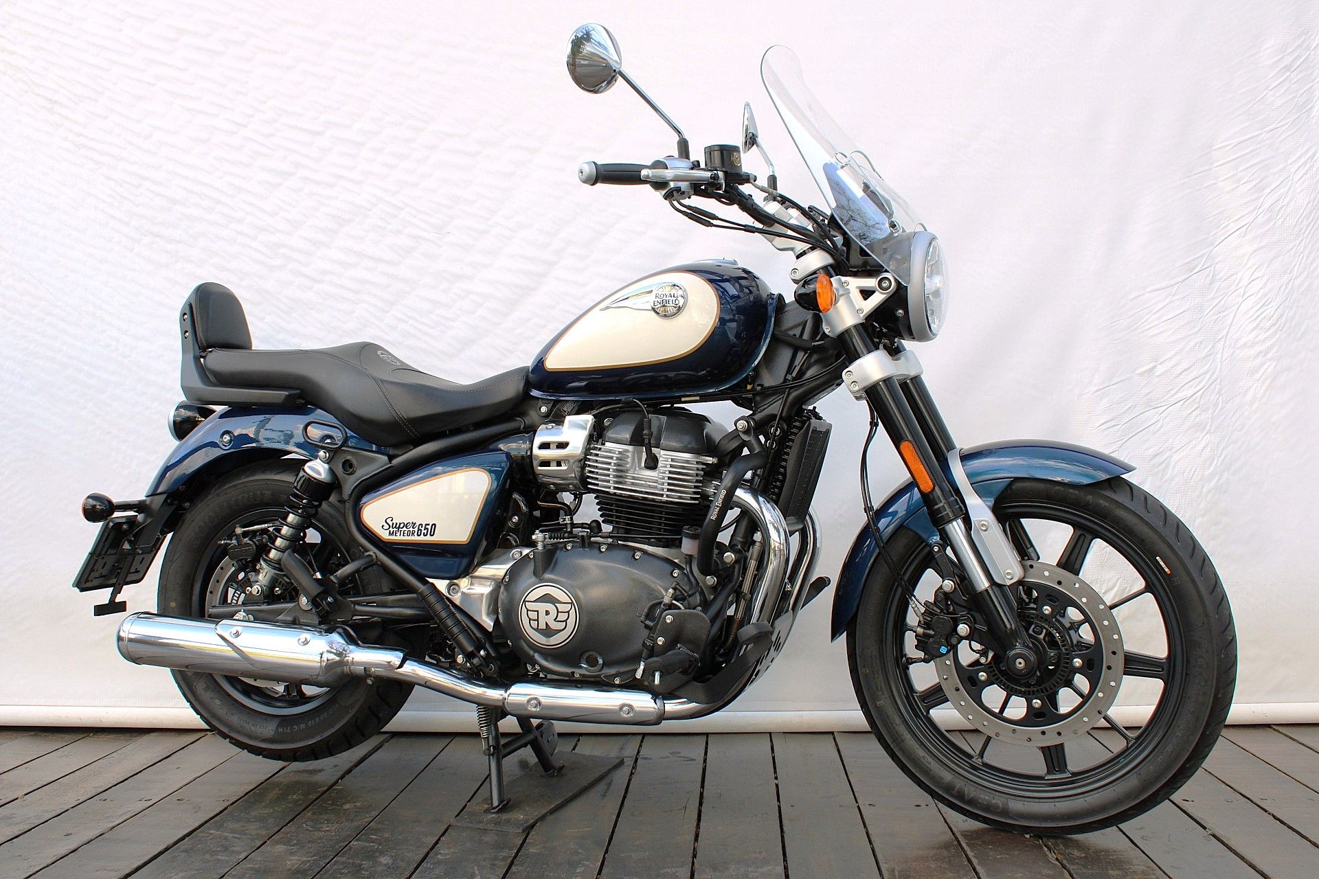 ROYAL ENFIELD METEOR 650 CELESTIAL