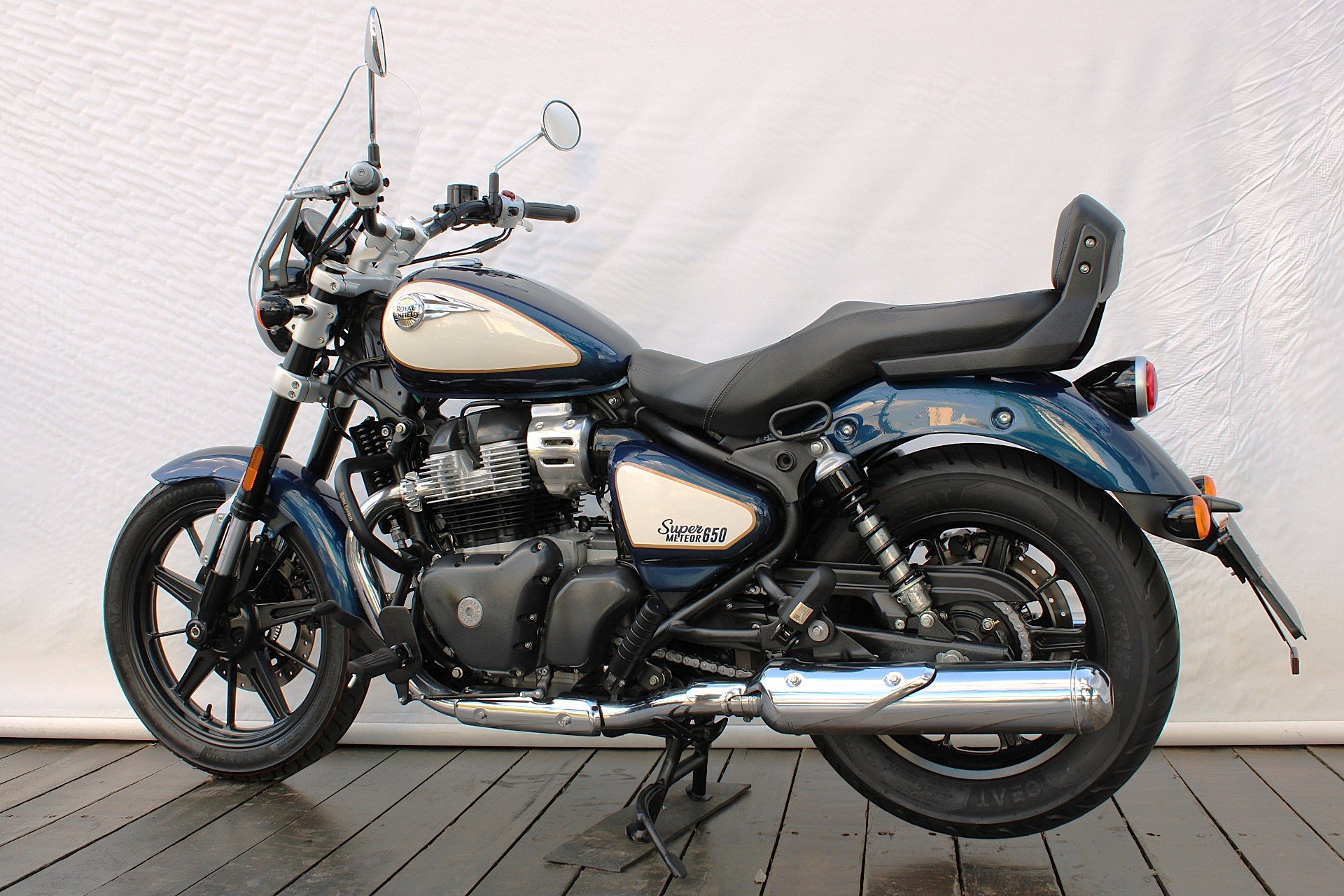 ROYAL ENFIELD METEOR 650 CELESTIAL