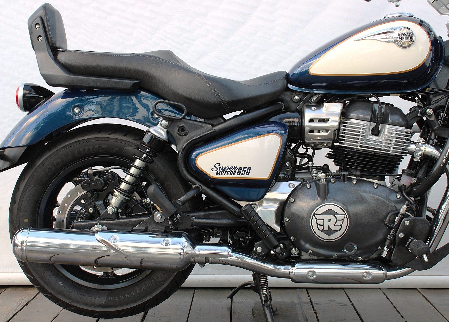 ROYAL ENFIELD METEOR 650 CELESTIAL