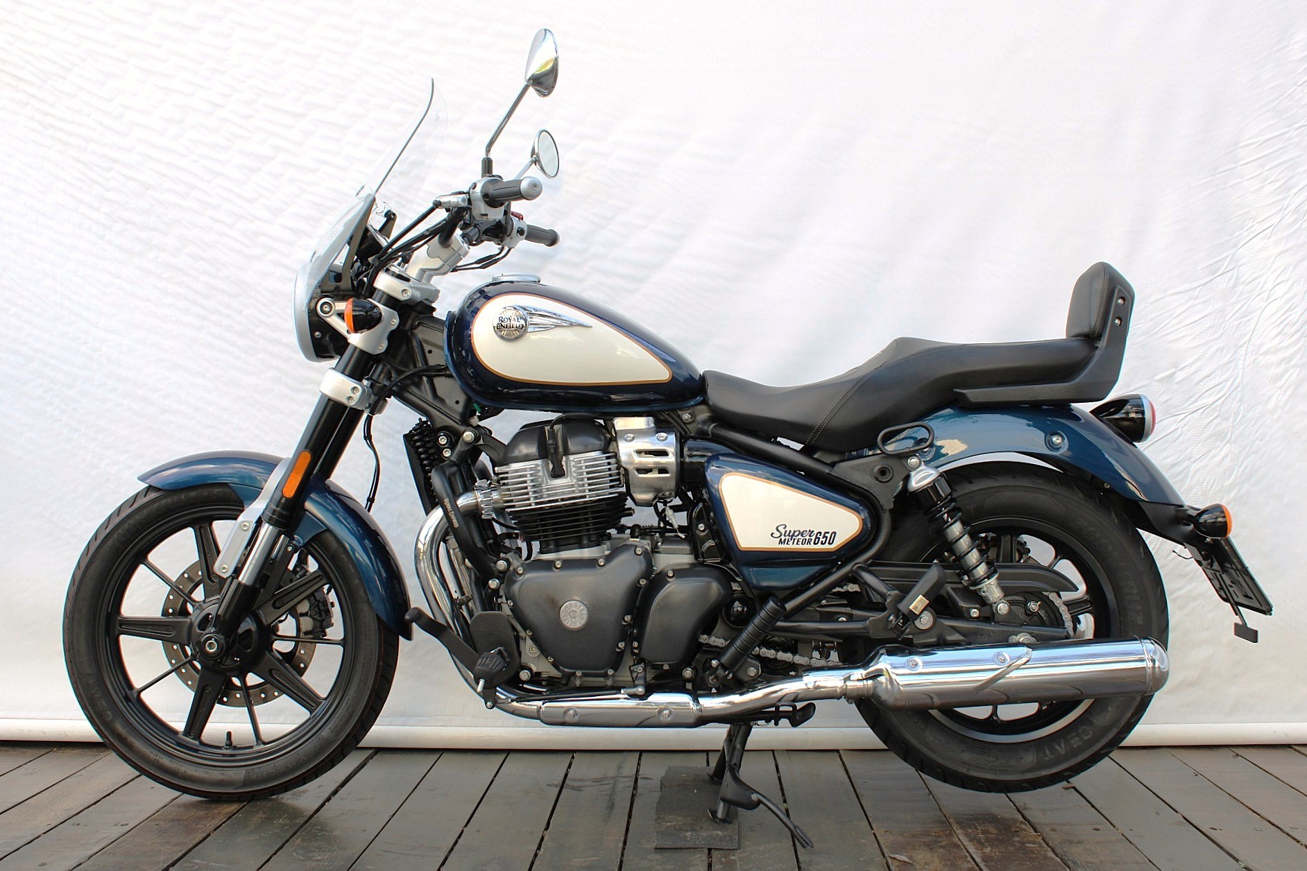 ROYAL ENFIELD METEOR 650 CELESTIAL