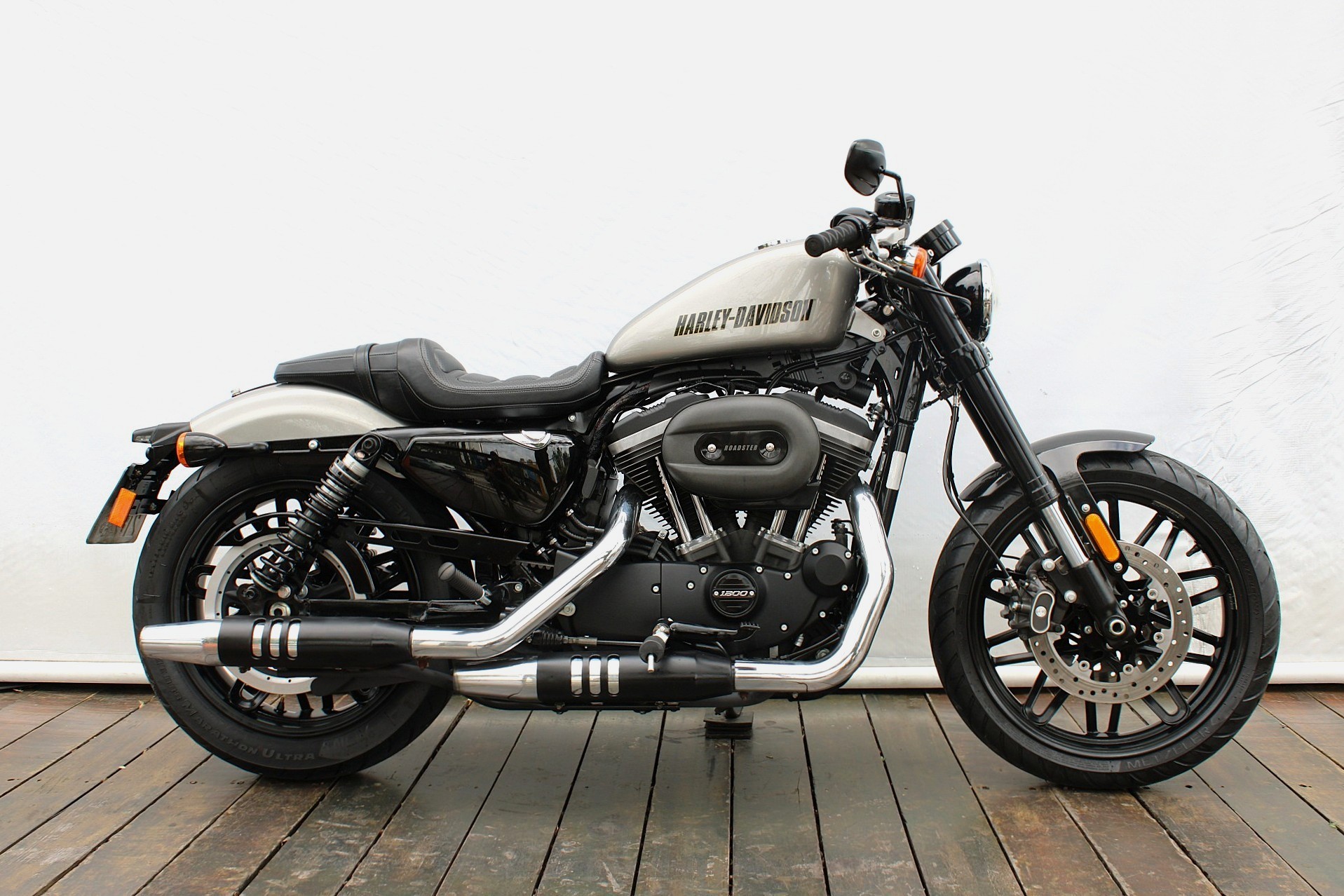HARLEY-DAVIDSON SPORTSTER ROADSTER