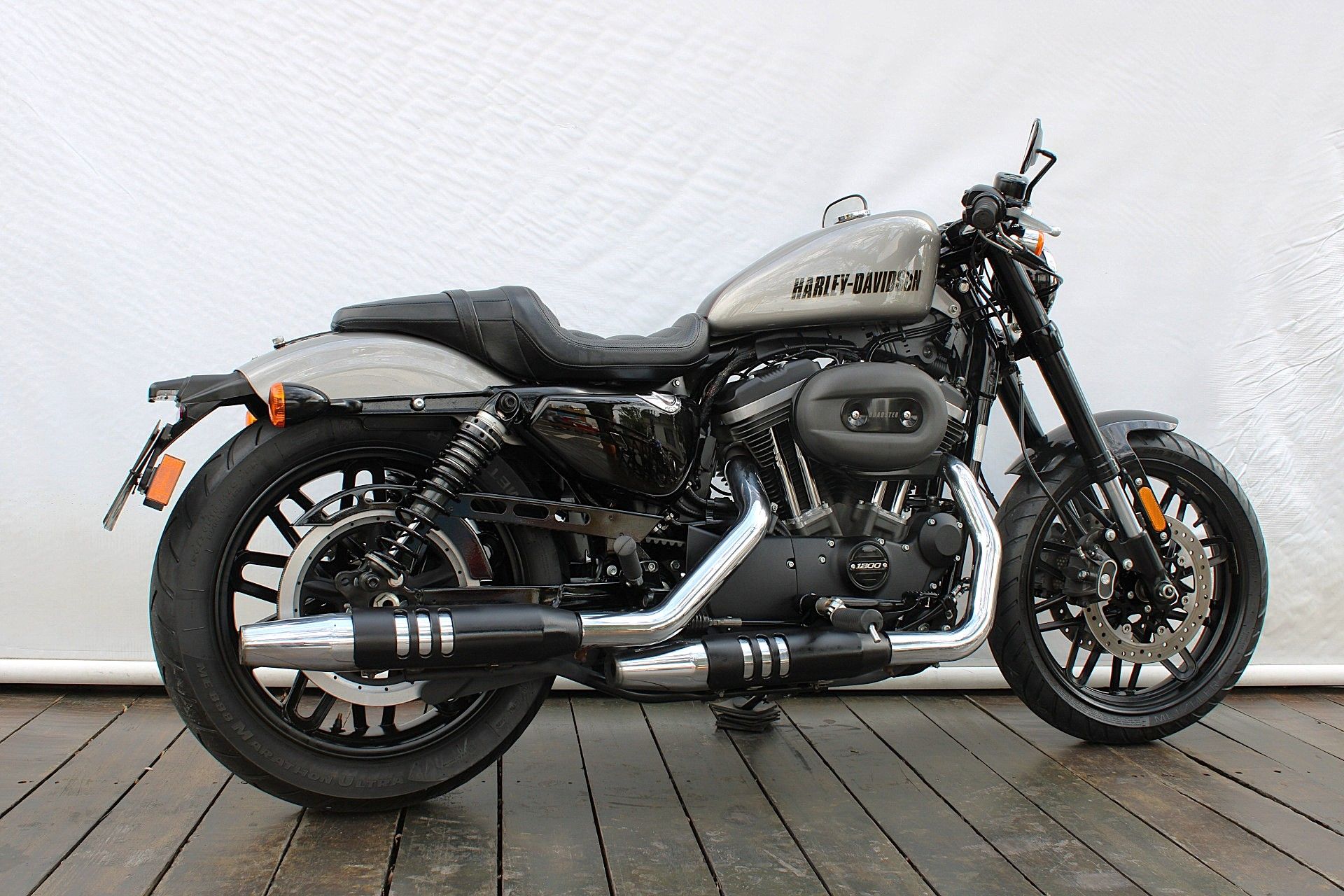 HARLEY-DAVIDSON SPORTSTER ROADSTER