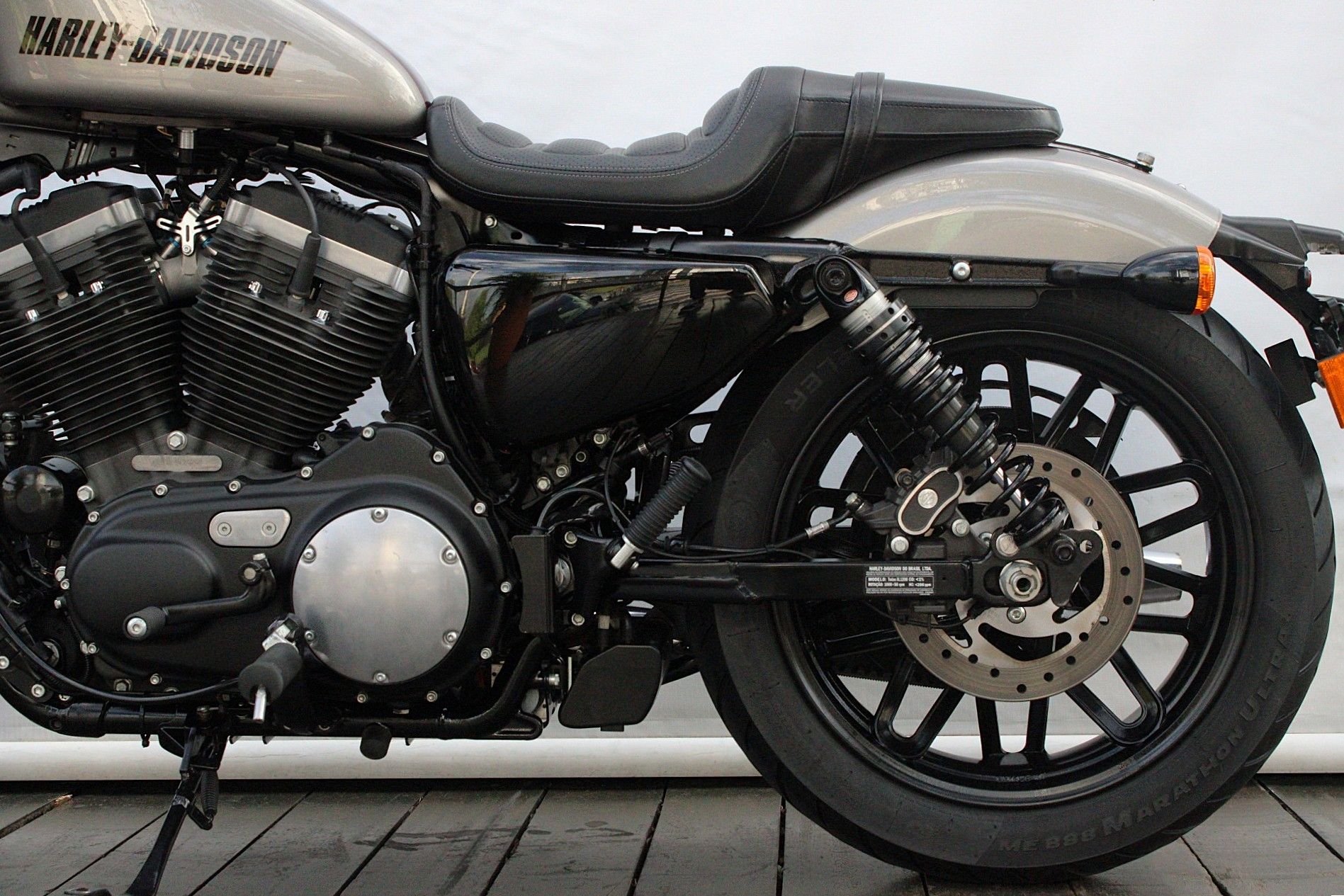 HARLEY-DAVIDSON SPORTSTER ROADSTER