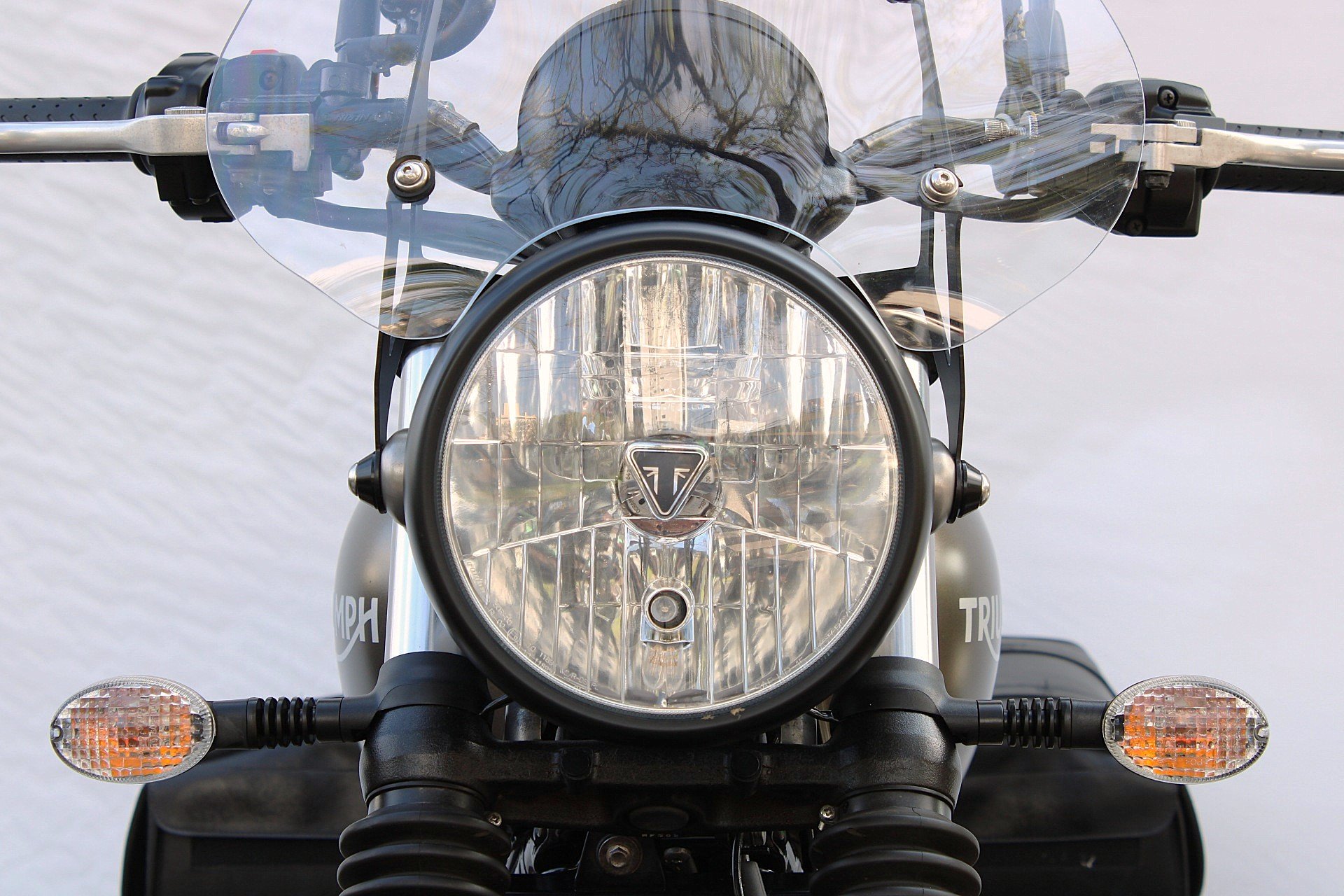 TRIUMPH STREET TWIN