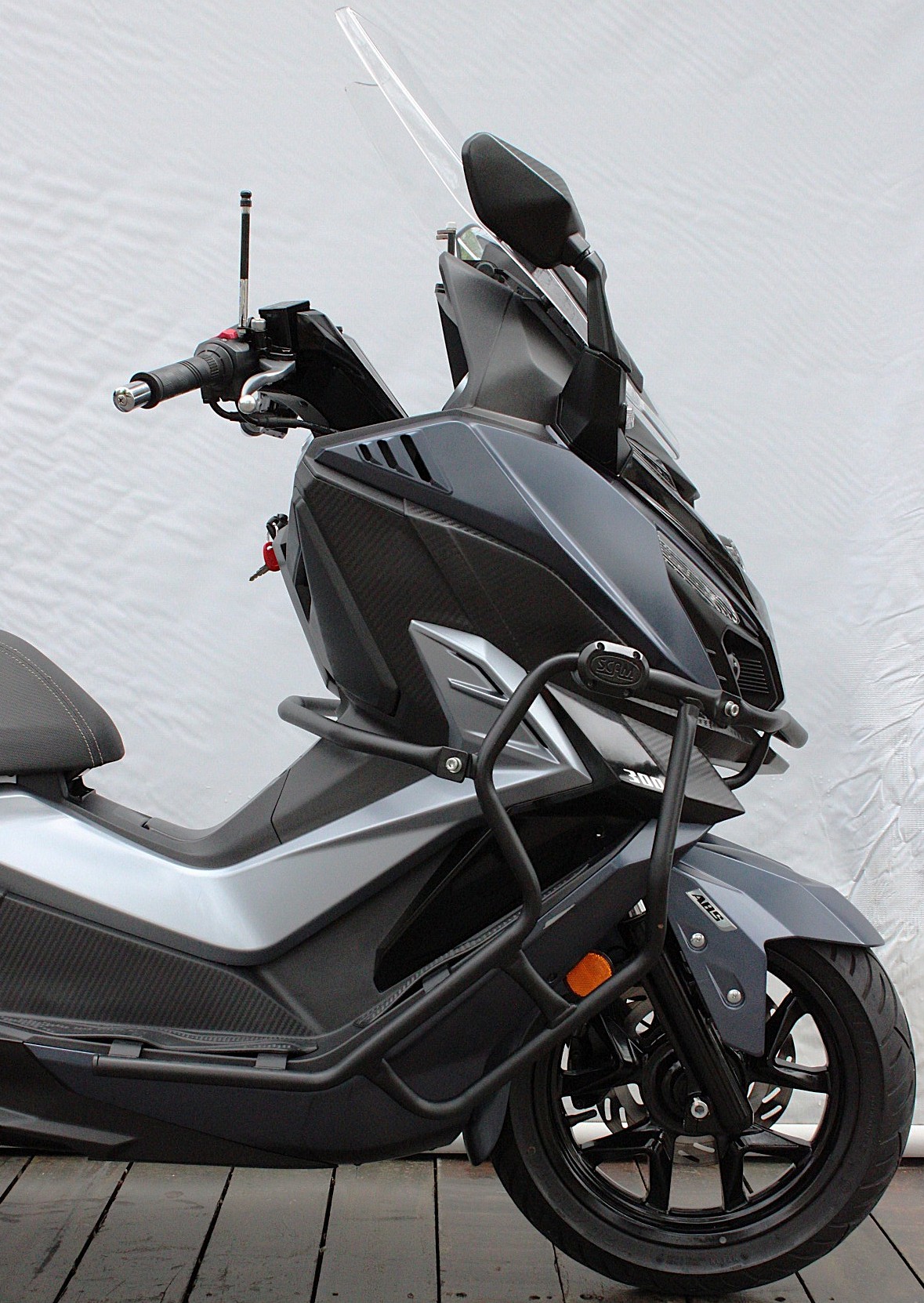 DAFRA CRUISYM 300