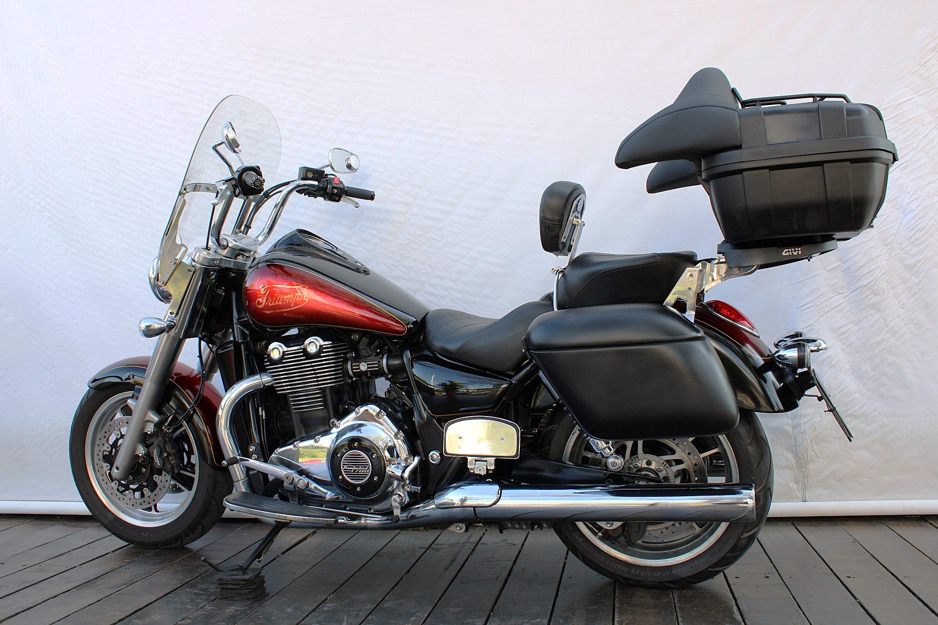 TRIUMPH THUNDERBIRD COMMANDER ABS