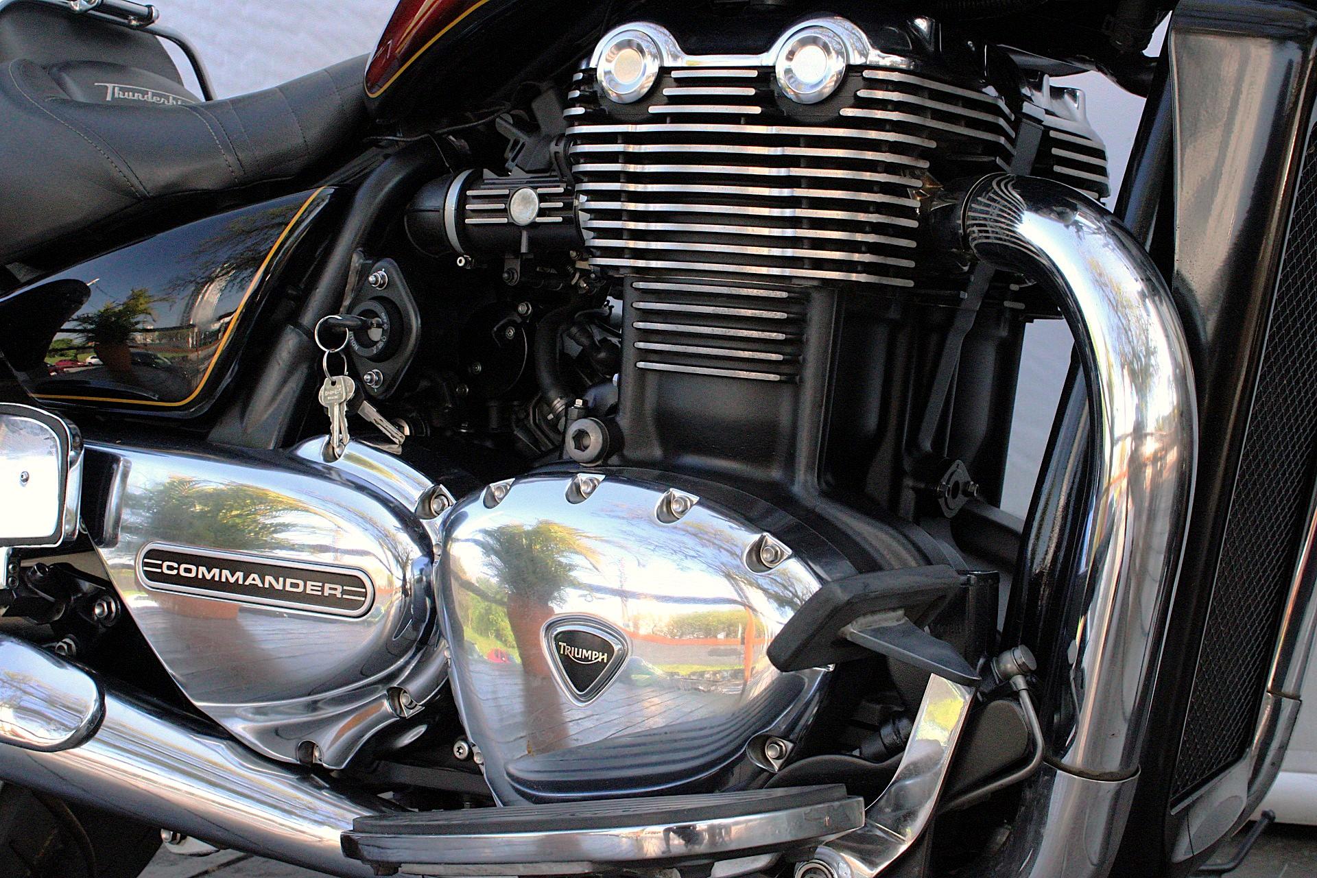 TRIUMPH THUNDERBIRD COMMANDER ABS