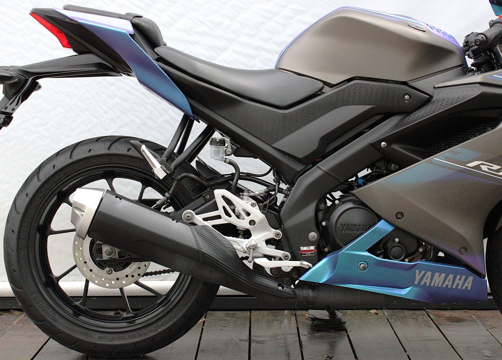 YAMAHA YZF R15