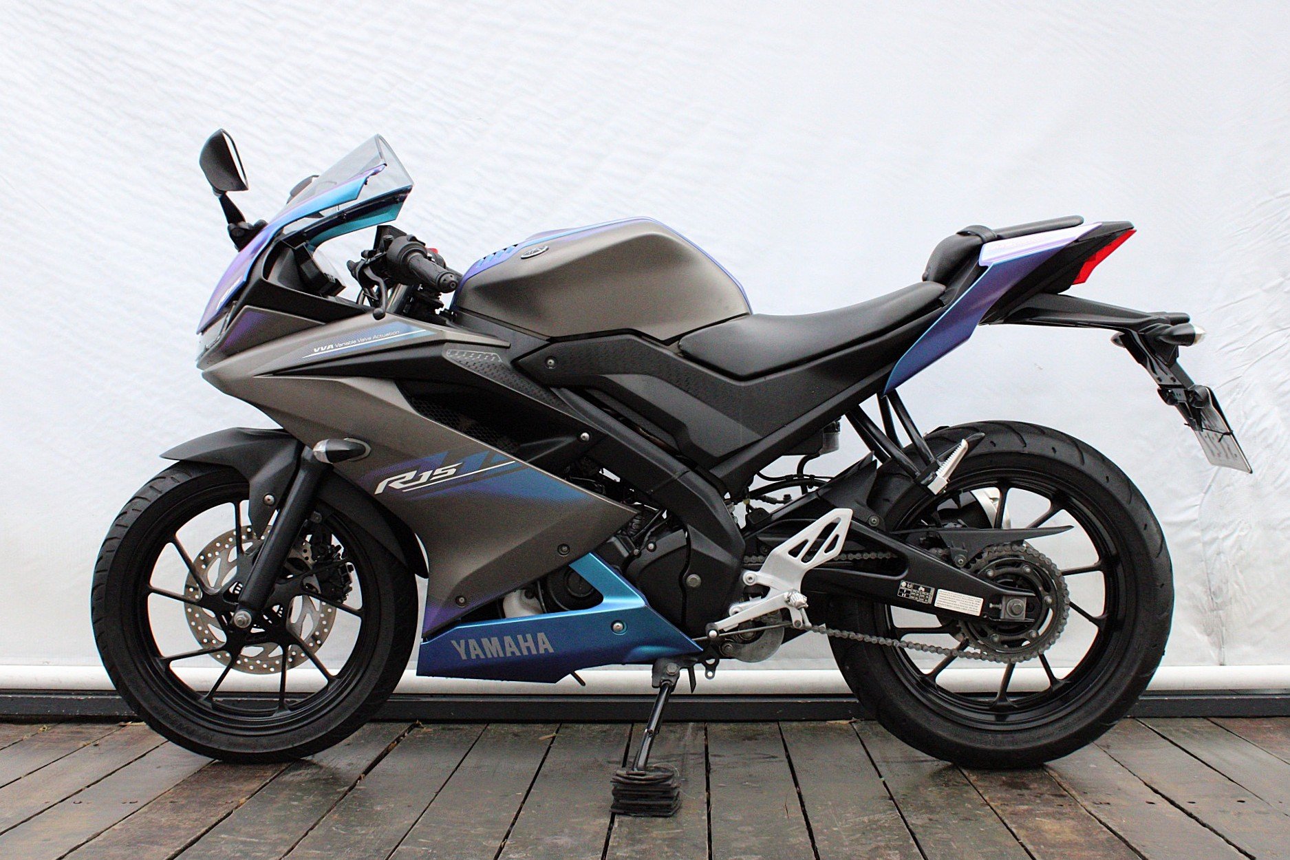 YAMAHA YZF R15
