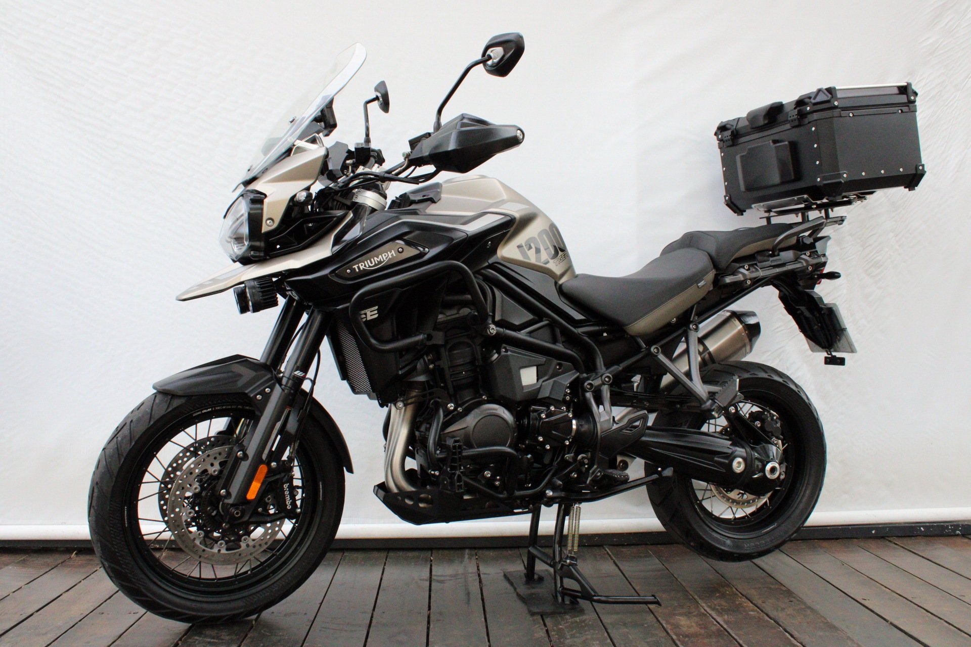TRIUMPH TIGER 1200 DESERT EDITION