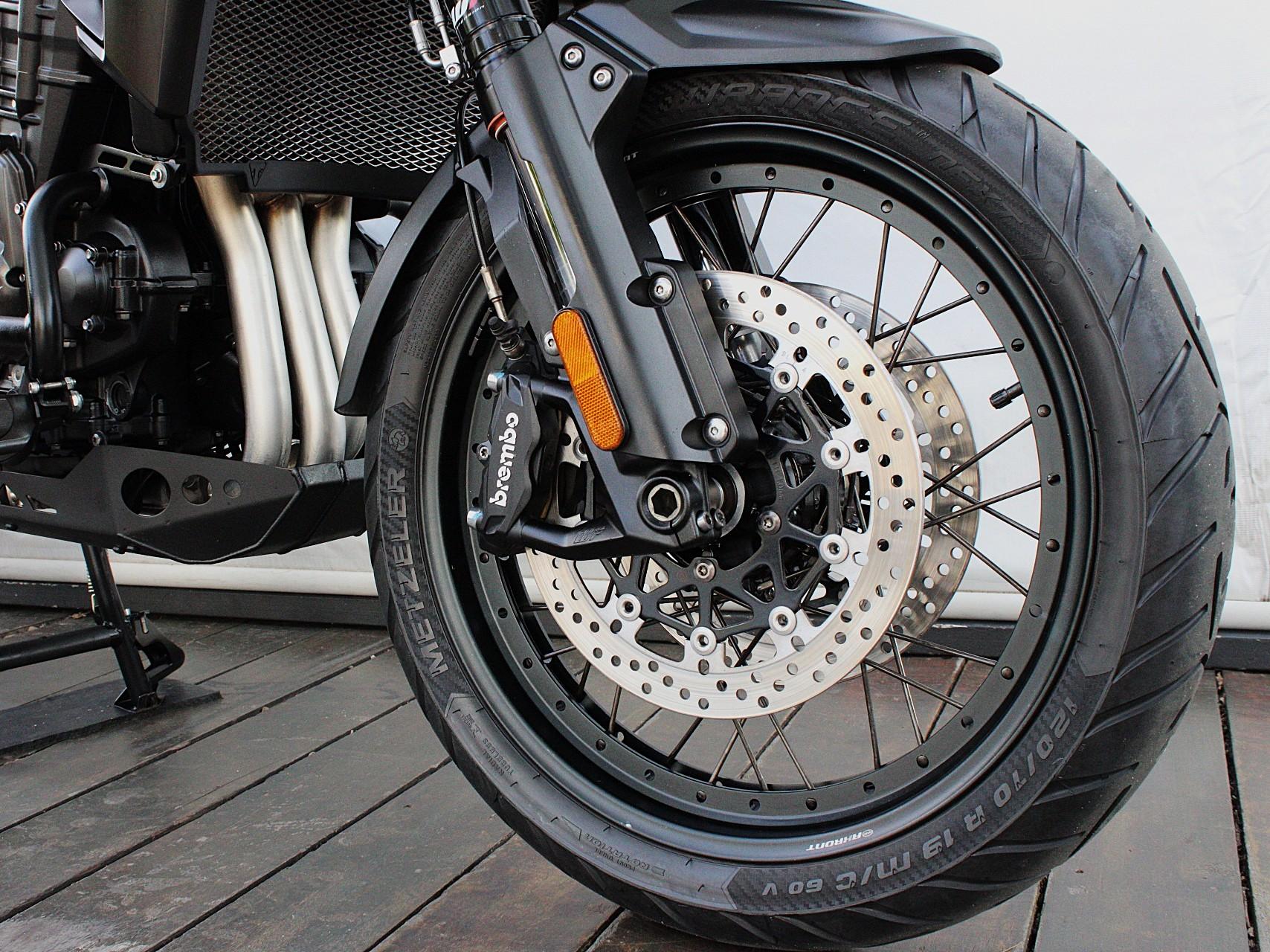 TRIUMPH TIGER 1200 DESERT EDITION