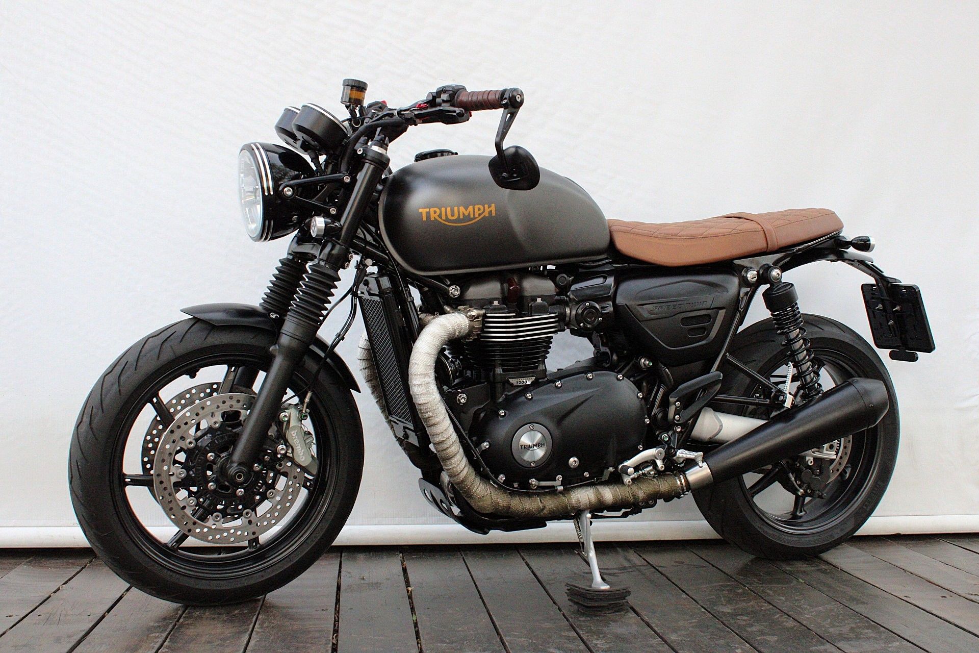 TRIUMPH SPEED TWIN 