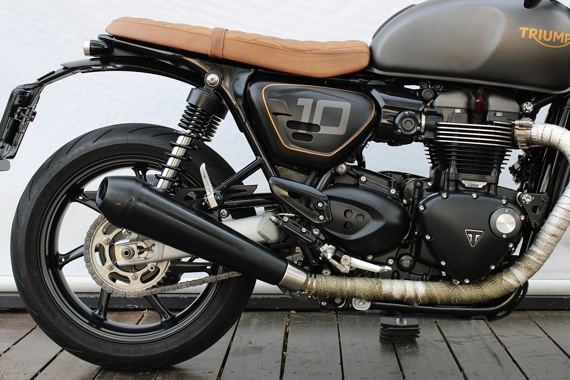 TRIUMPH SPEED TWIN 