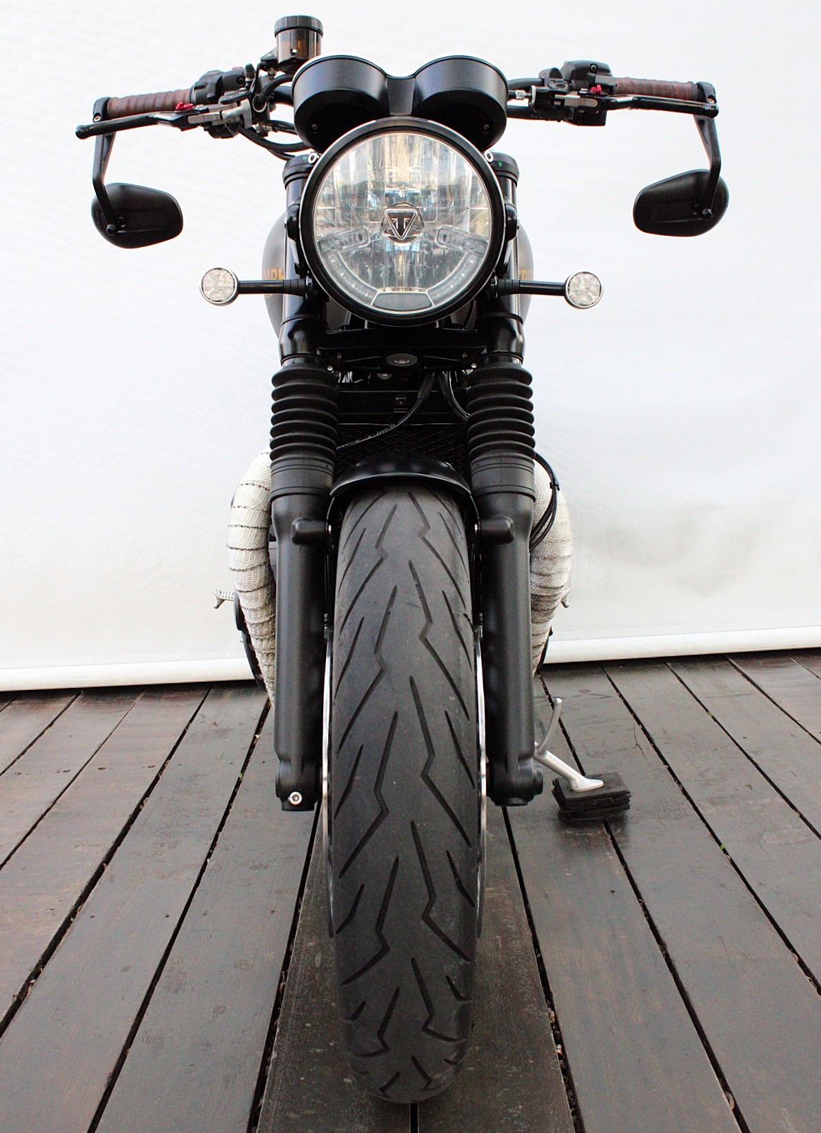 TRIUMPH SPEED TWIN 