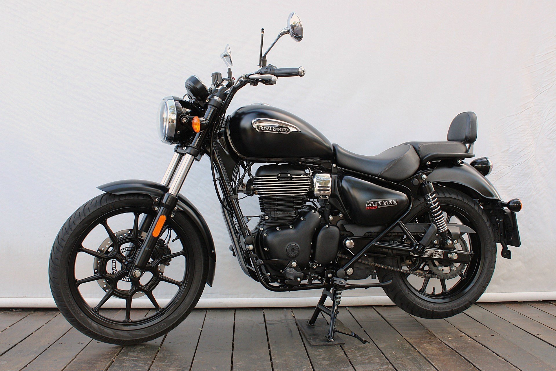 ROYAL ENFIELD METEOR 350 STELLAR