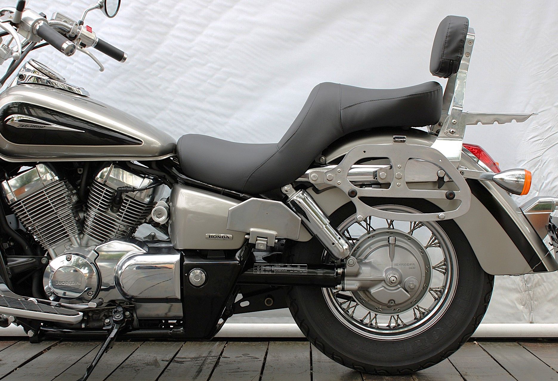 HONDA SHADOW 750