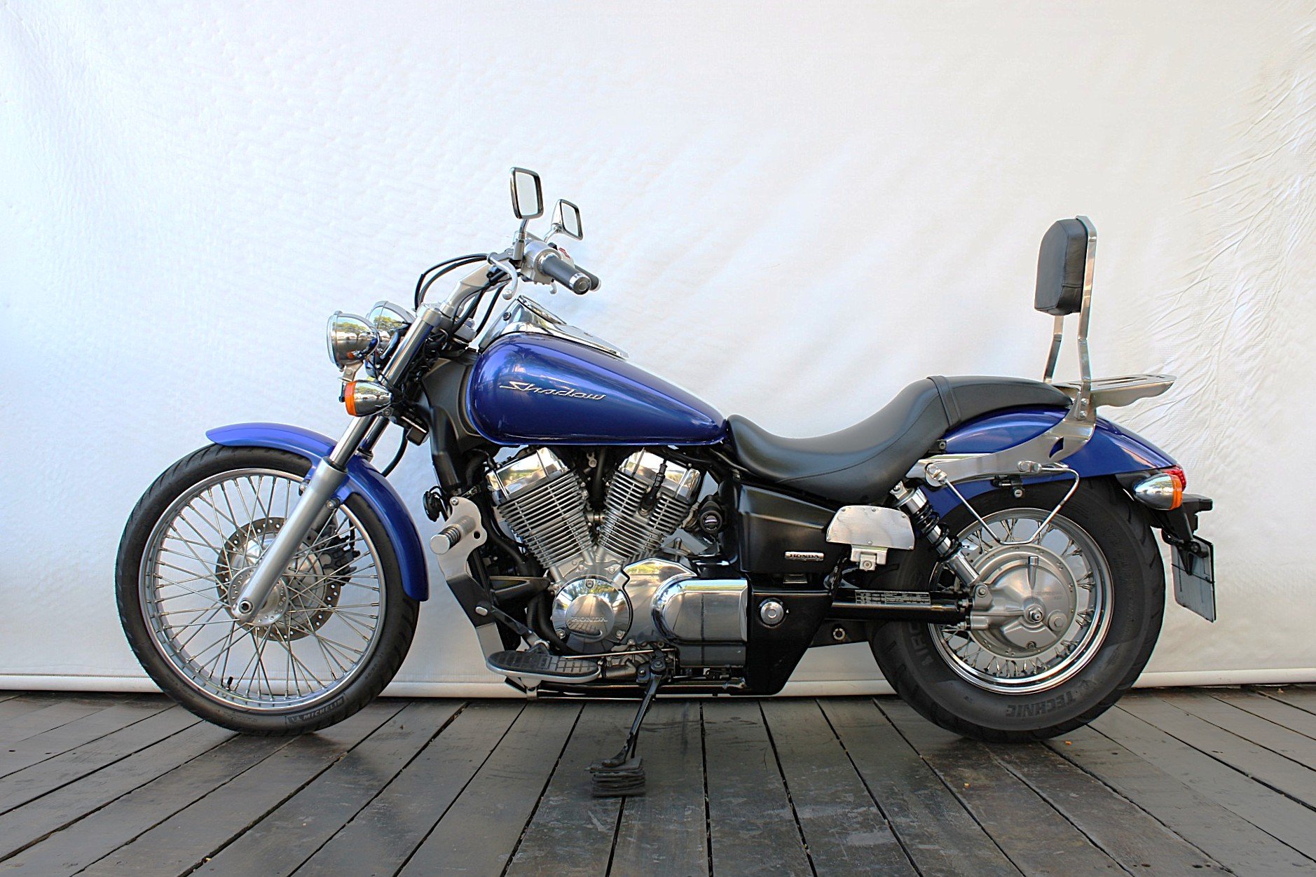 HONDA SHADOW 750