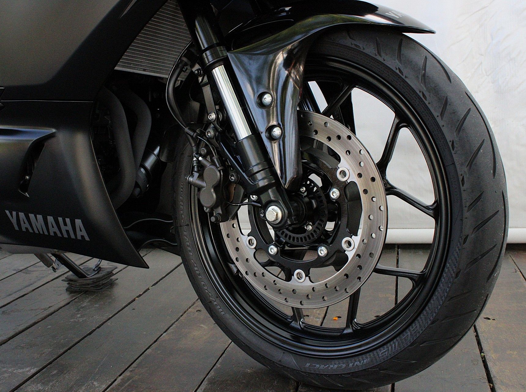 YAMAHA YZF R3 ABS CONNECTED