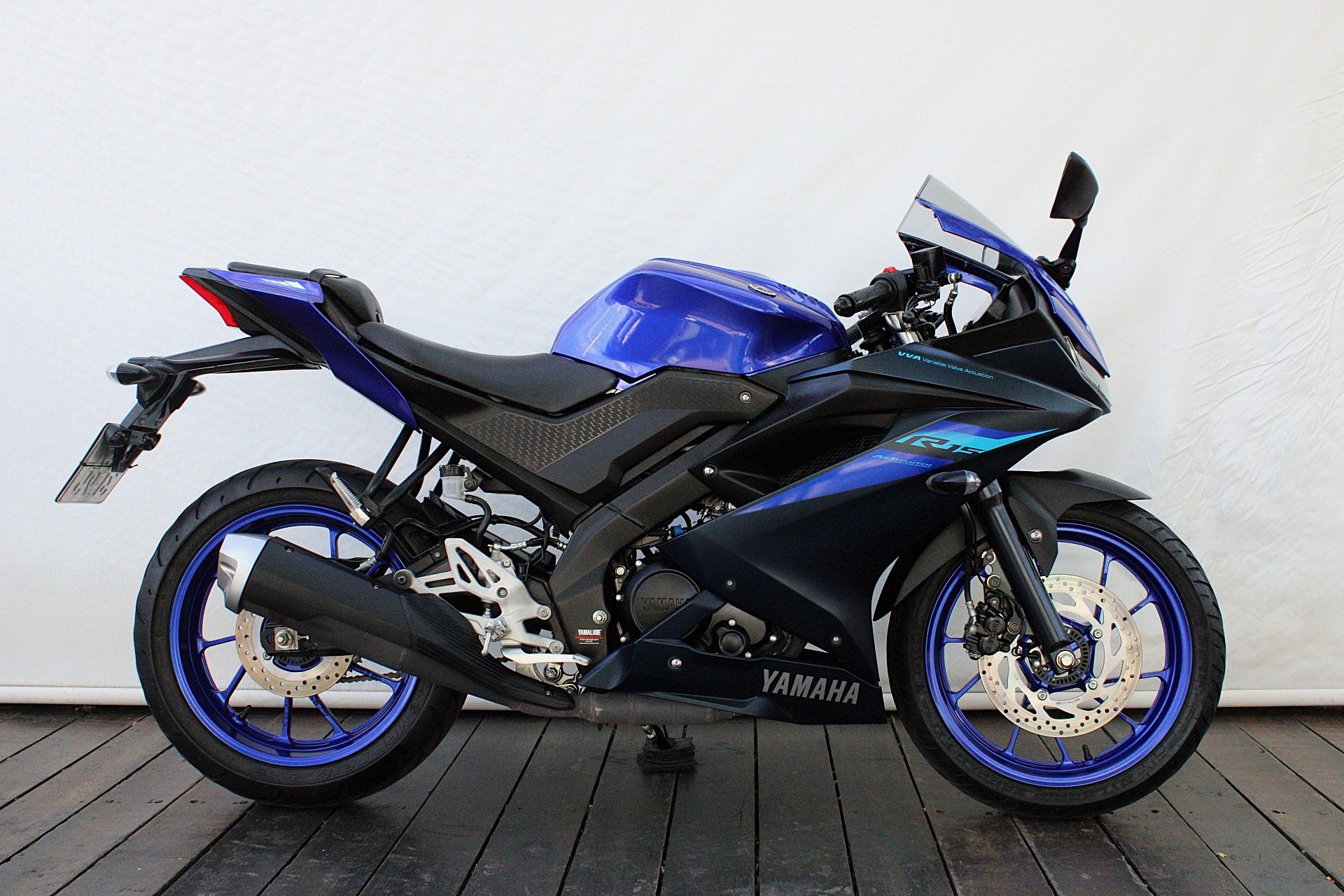 YAMAHA YZF R15