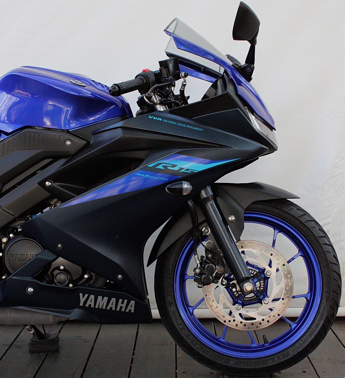 YAMAHA YZF R15