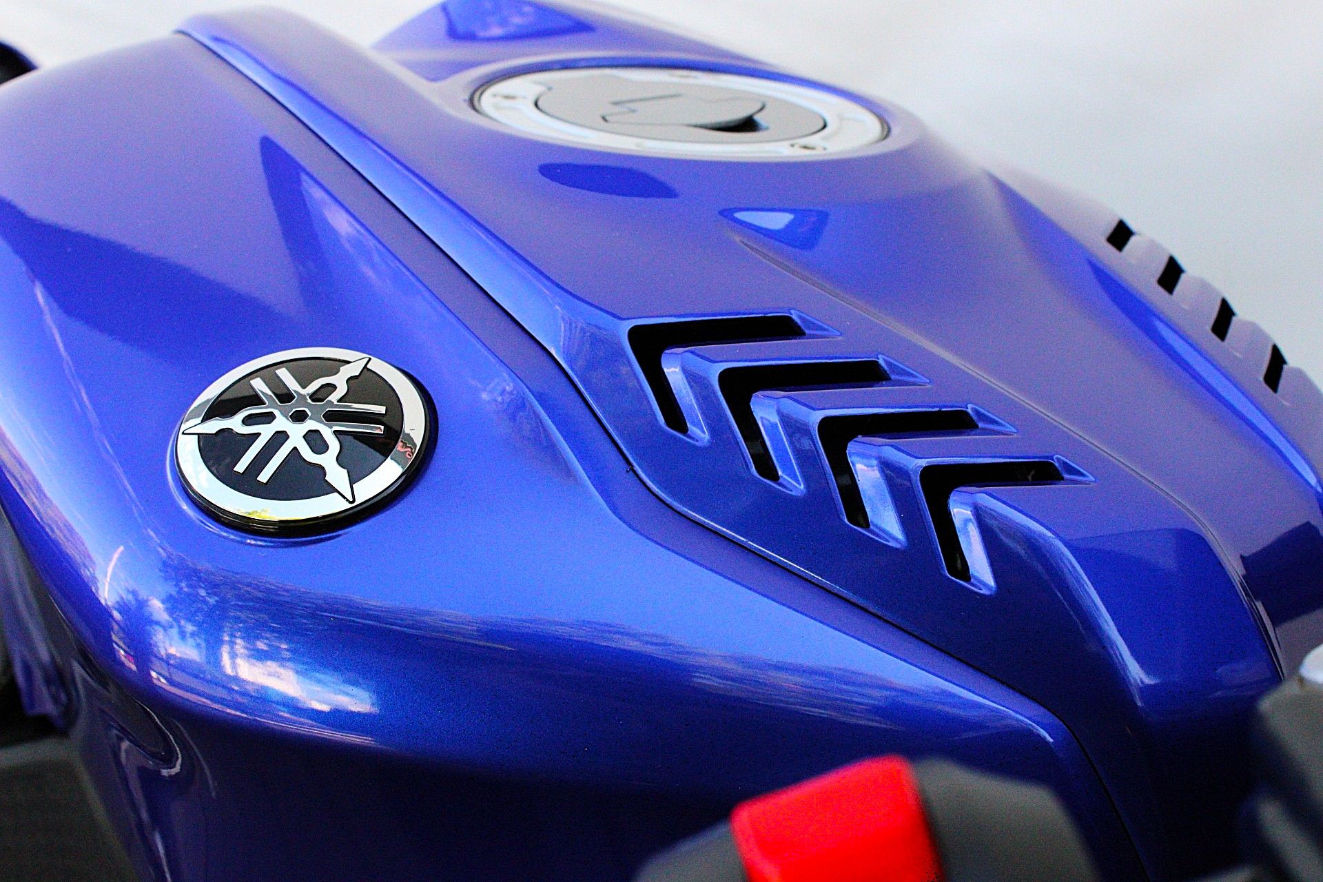 YAMAHA YZF R15