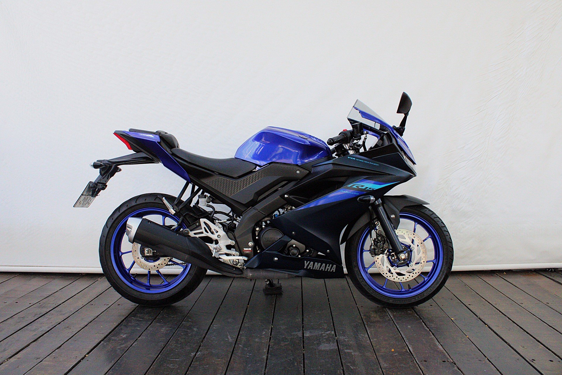 YAMAHA YZF R15