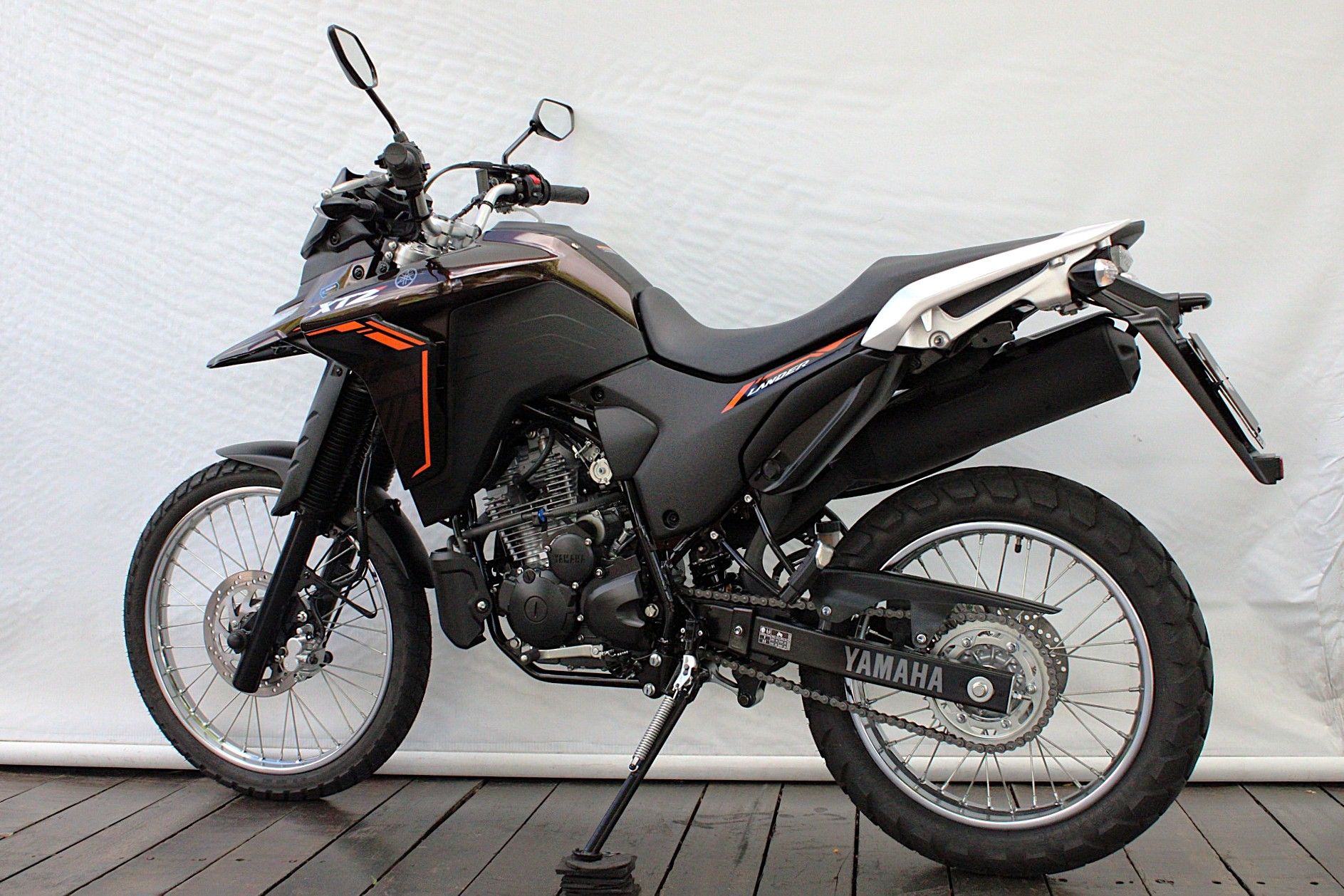 YAMAHA XTZ 250 LANDER CONNECTED
