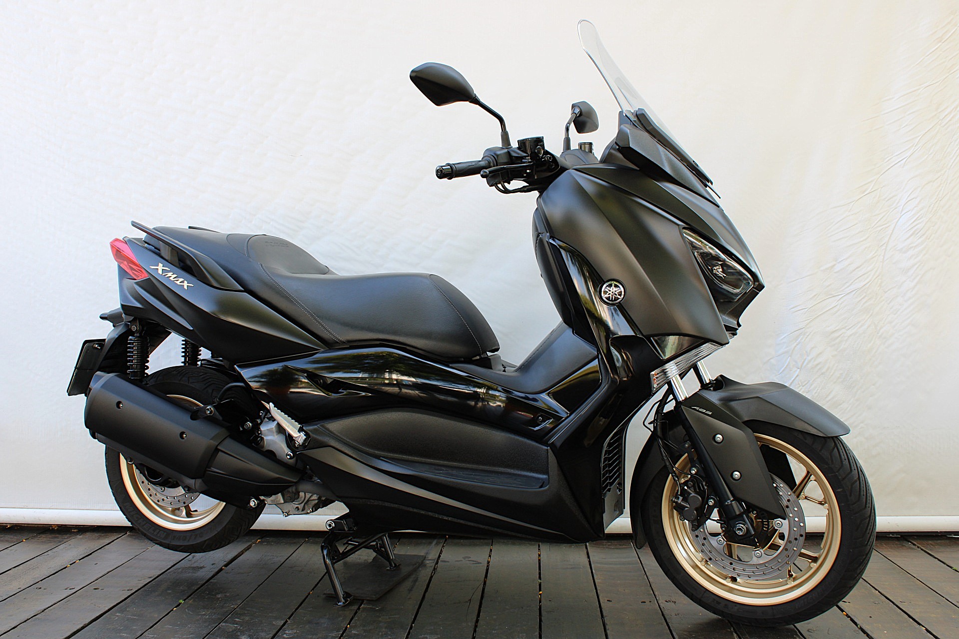YAMAHA XMAX ABS