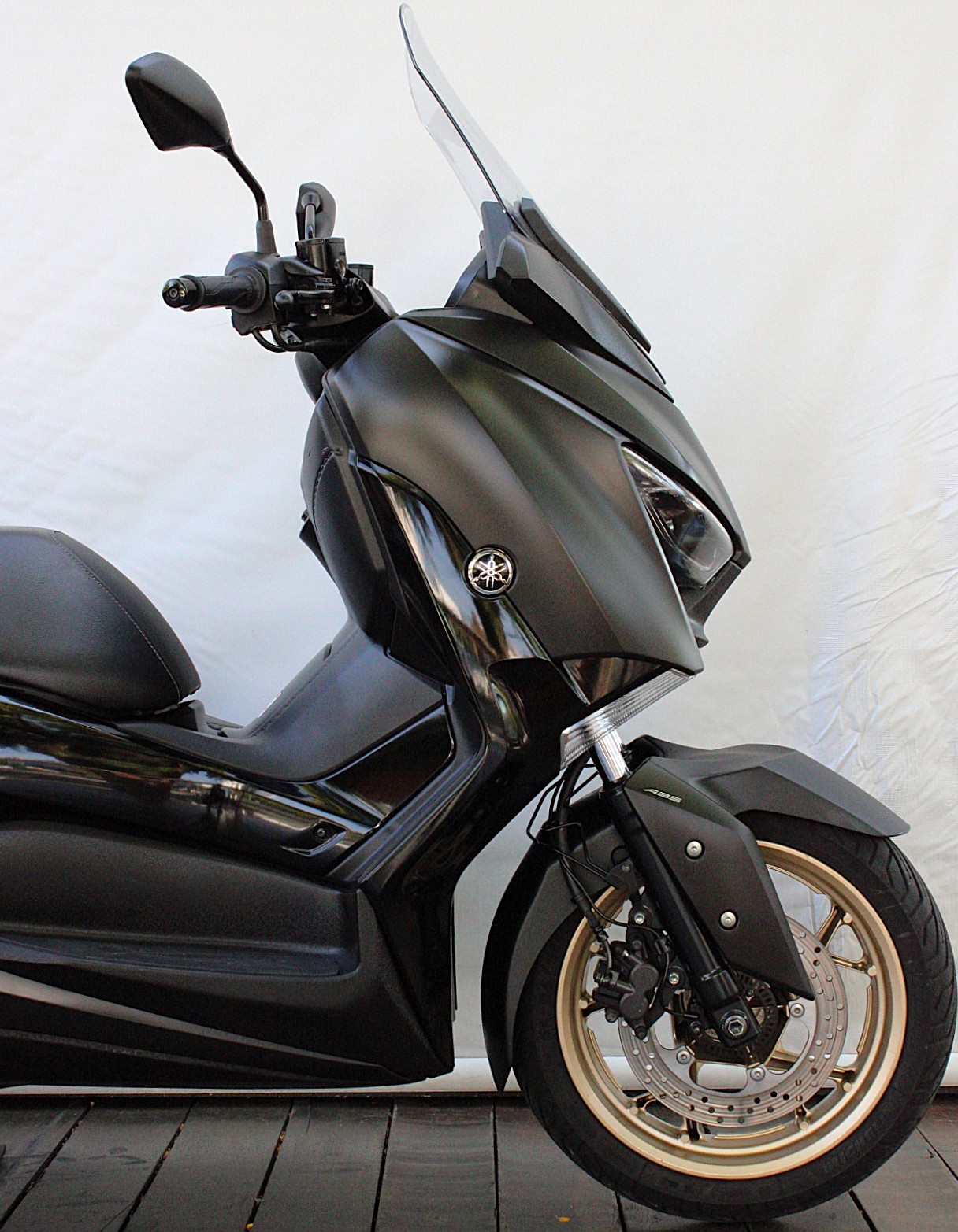 YAMAHA XMAX ABS