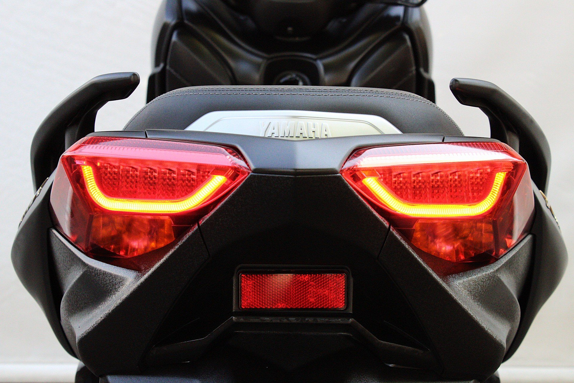 YAMAHA XMAX ABS