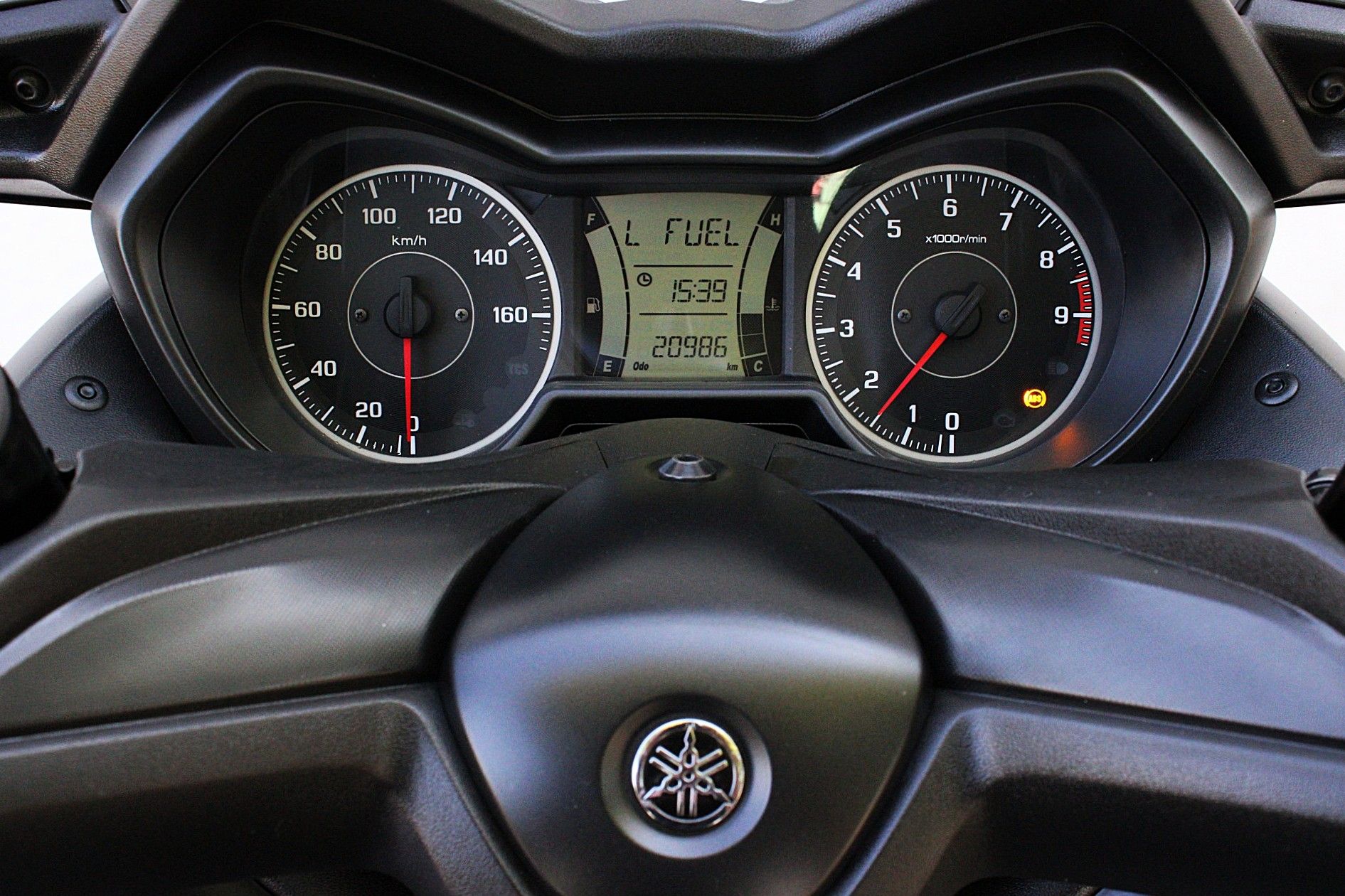 YAMAHA XMAX ABS