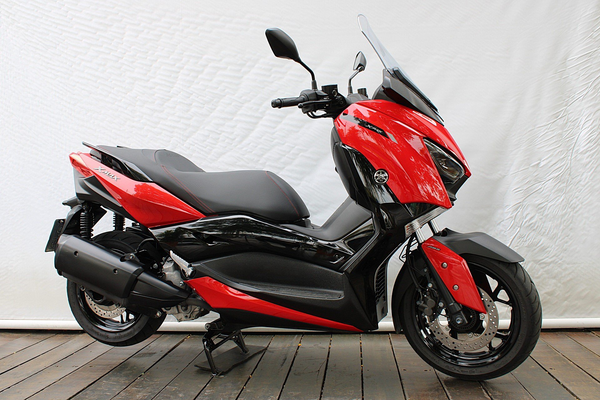 YAMAHA XMAX ABS