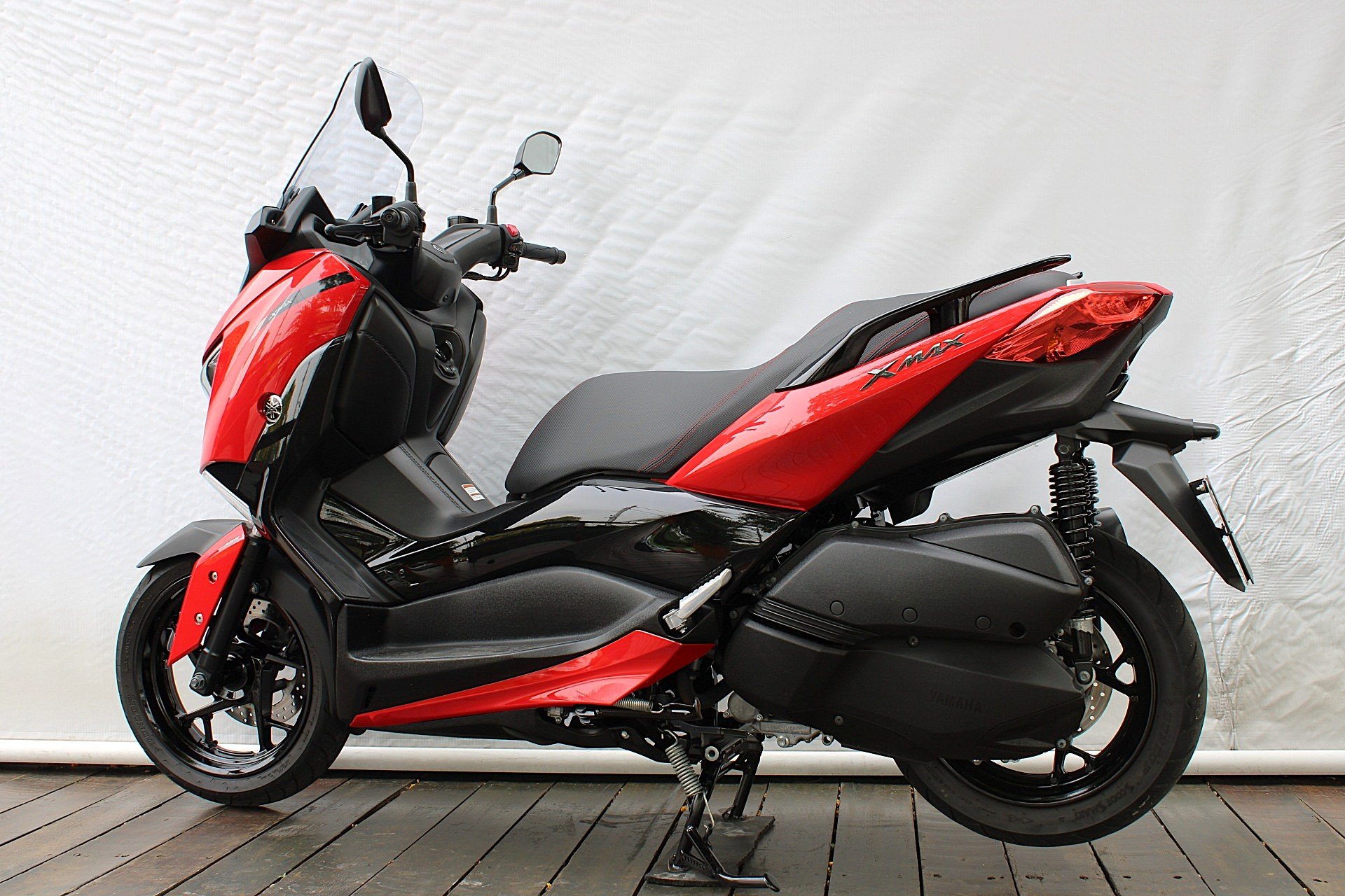 YAMAHA XMAX ABS