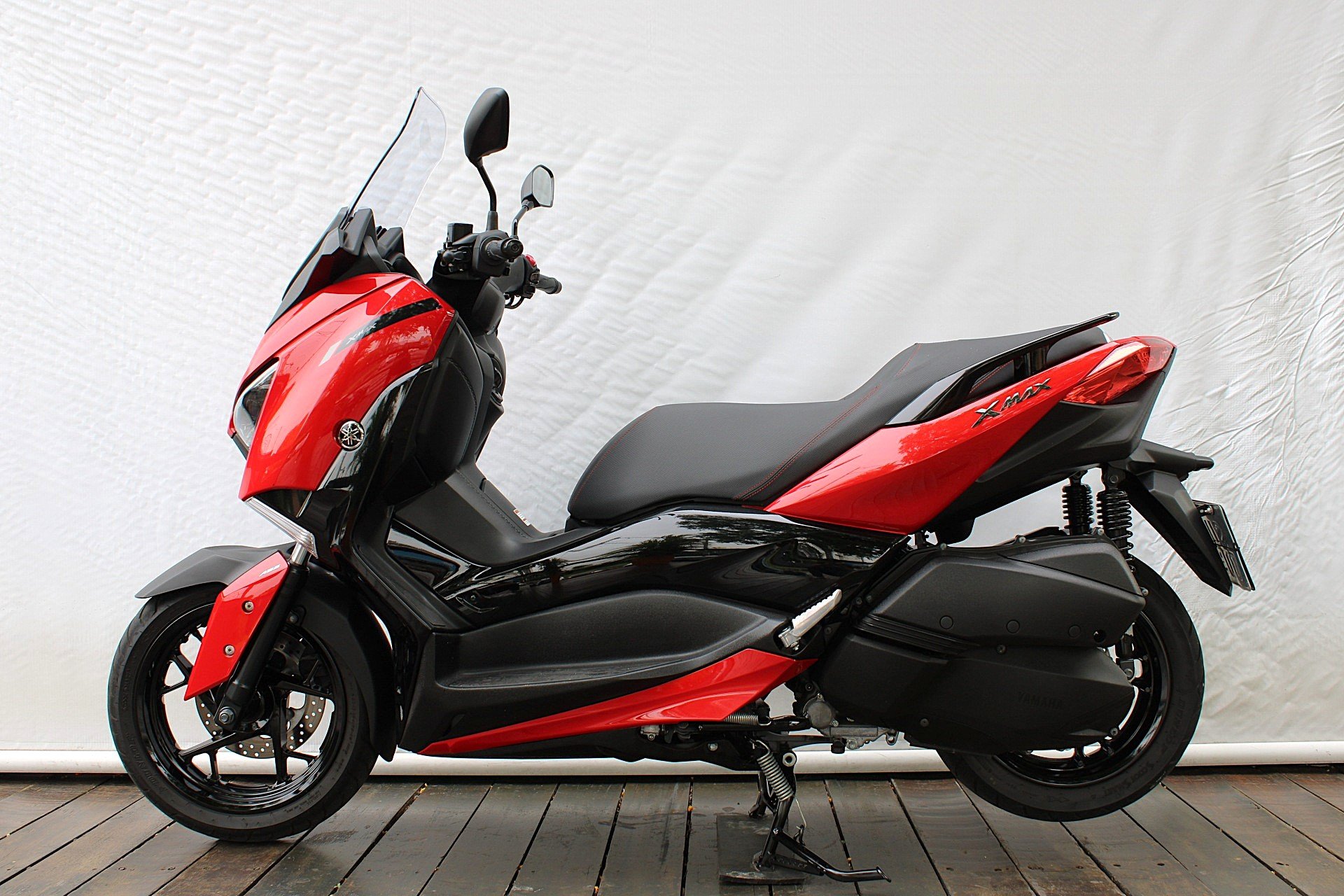 YAMAHA XMAX ABS