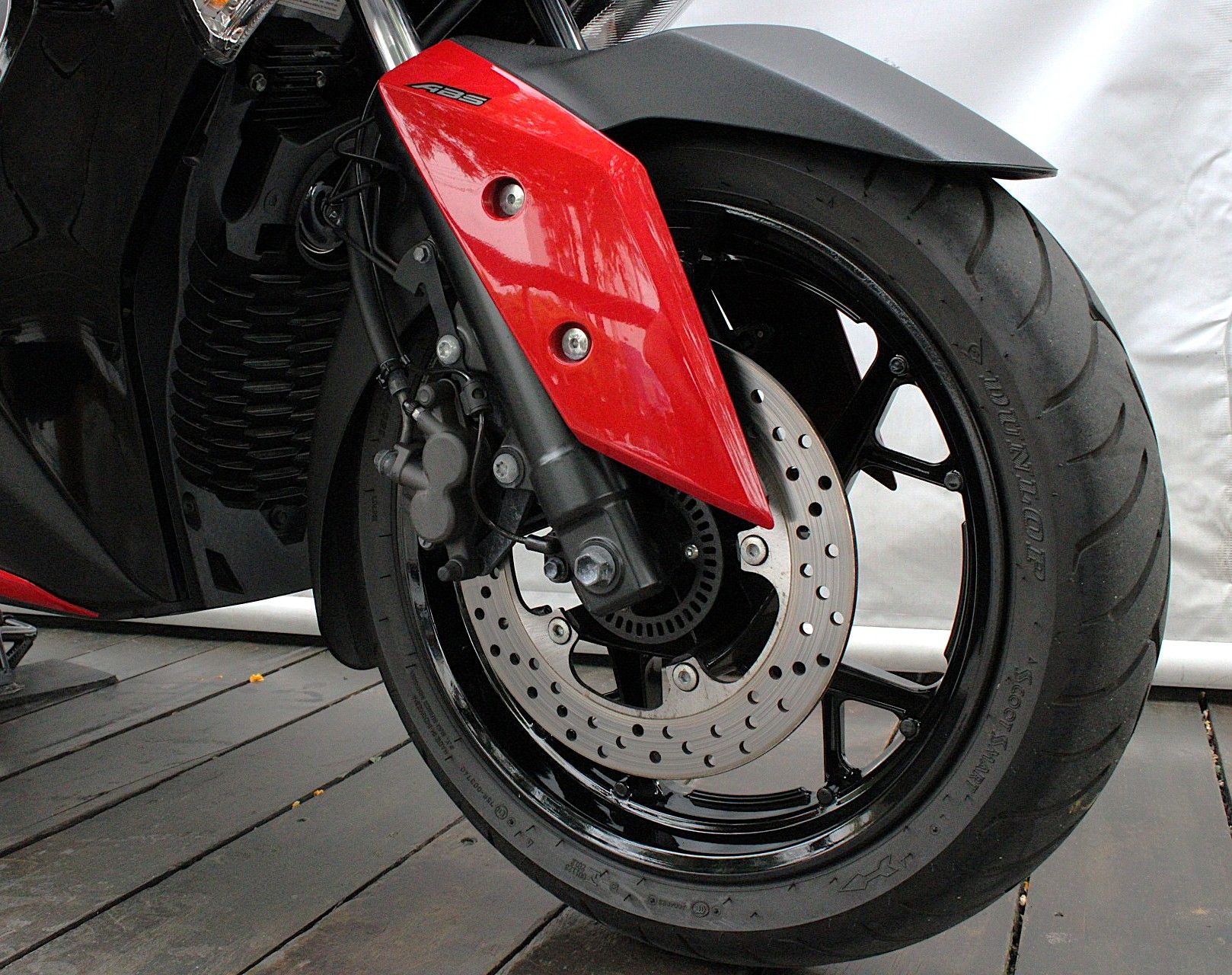 YAMAHA XMAX ABS